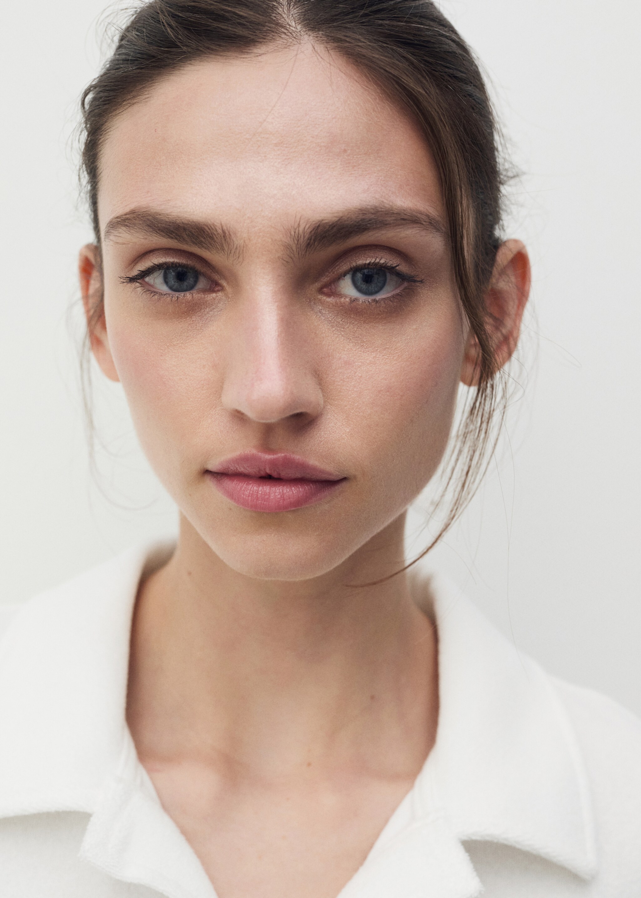 Terry cotton nightdress - Details of the article 1, White. Ref: 87067169-00.