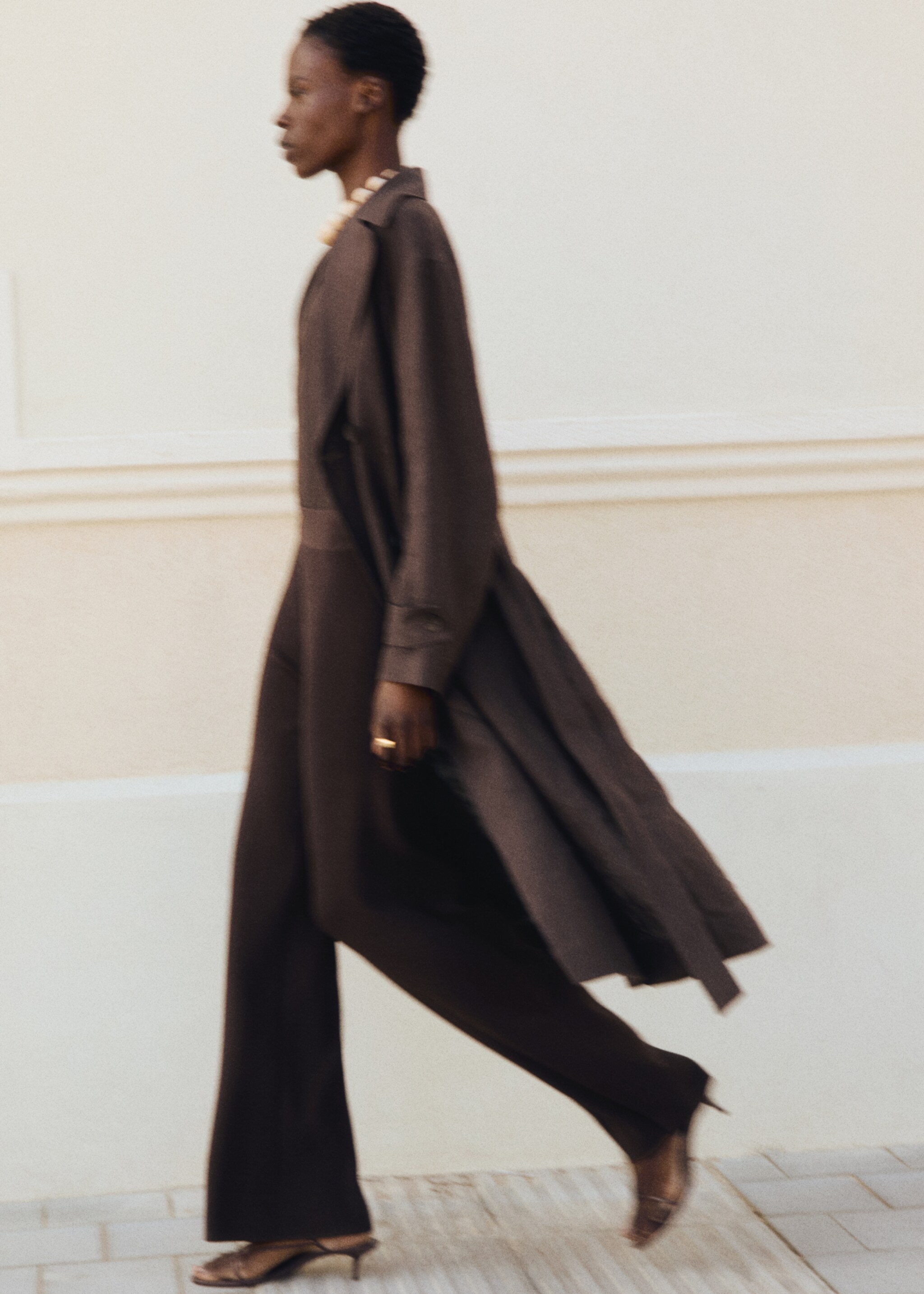 Straight knitted trousers - Details of the article 7, Chocolate. Ref: 87067172-00.