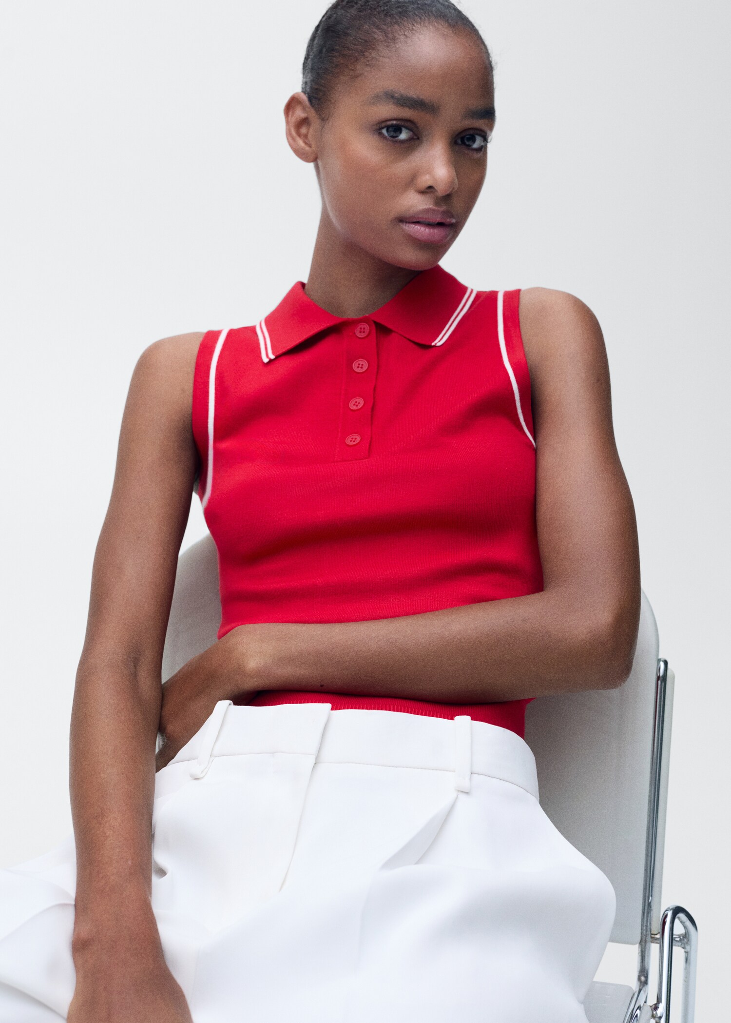 Polo-neck knitted top with contrasting trims - Details of the article 2