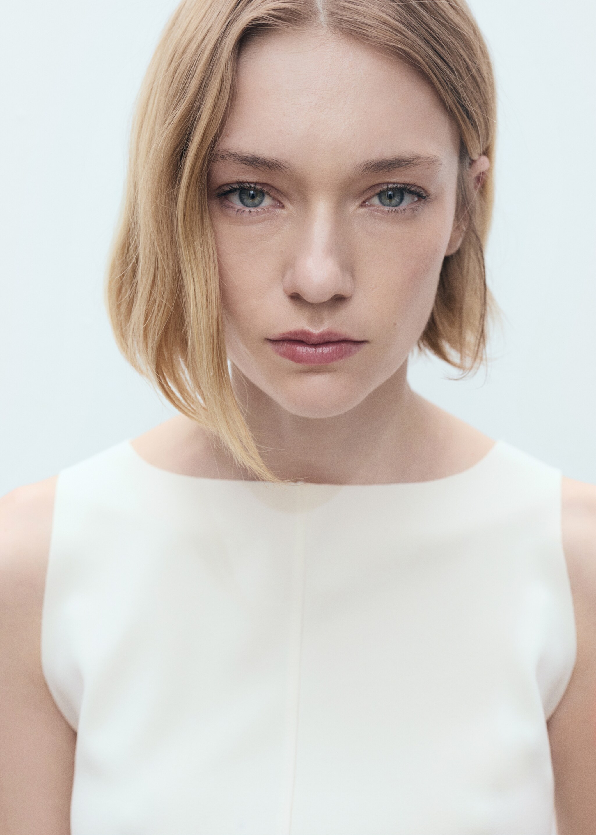 Boat-neck knitted top - Details of the article 1, Ecru. Ref: 87067180-00.