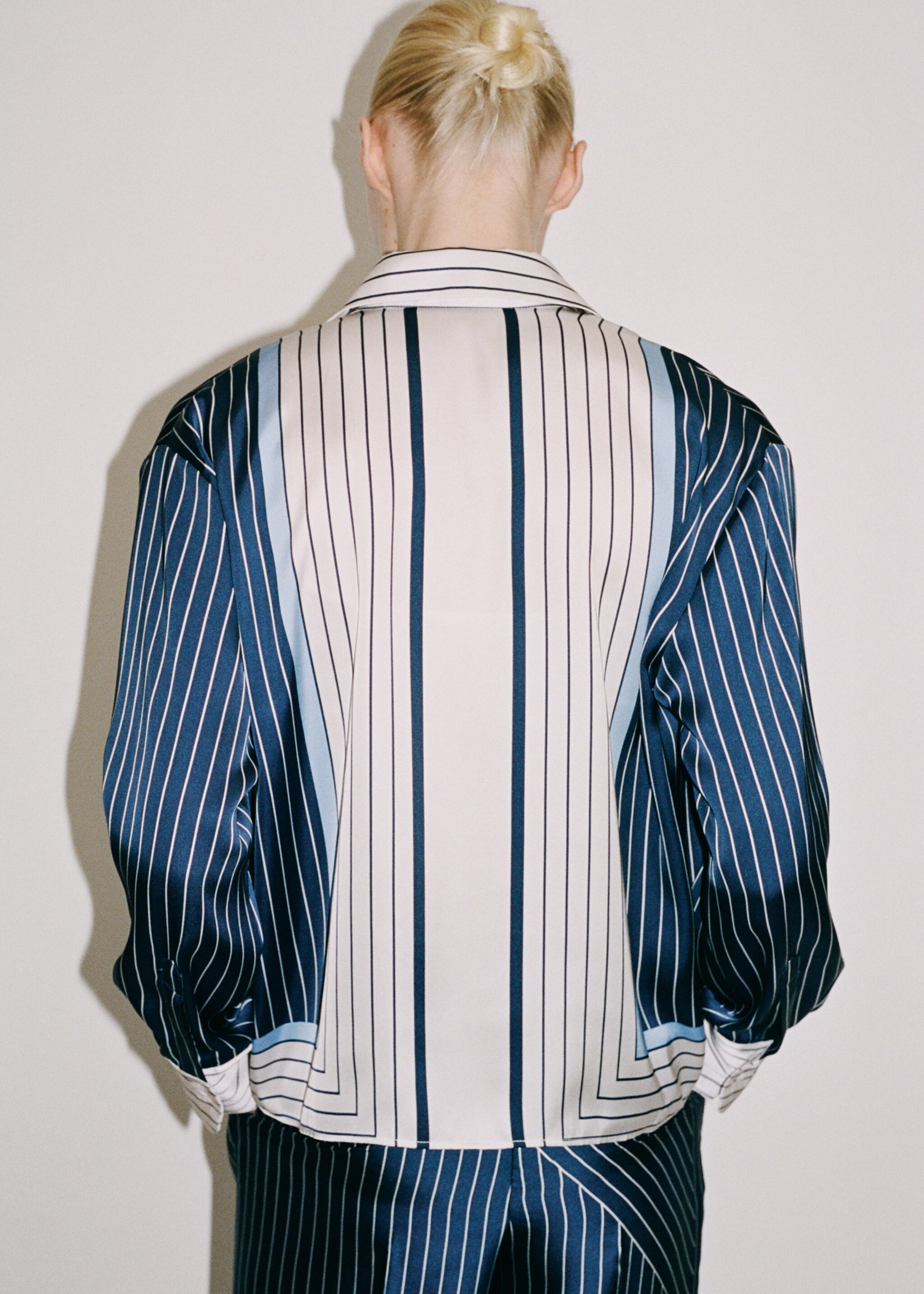 Satin shirt with combined stripes - Details of the article 6, Blue. Ref: 87067193-00.