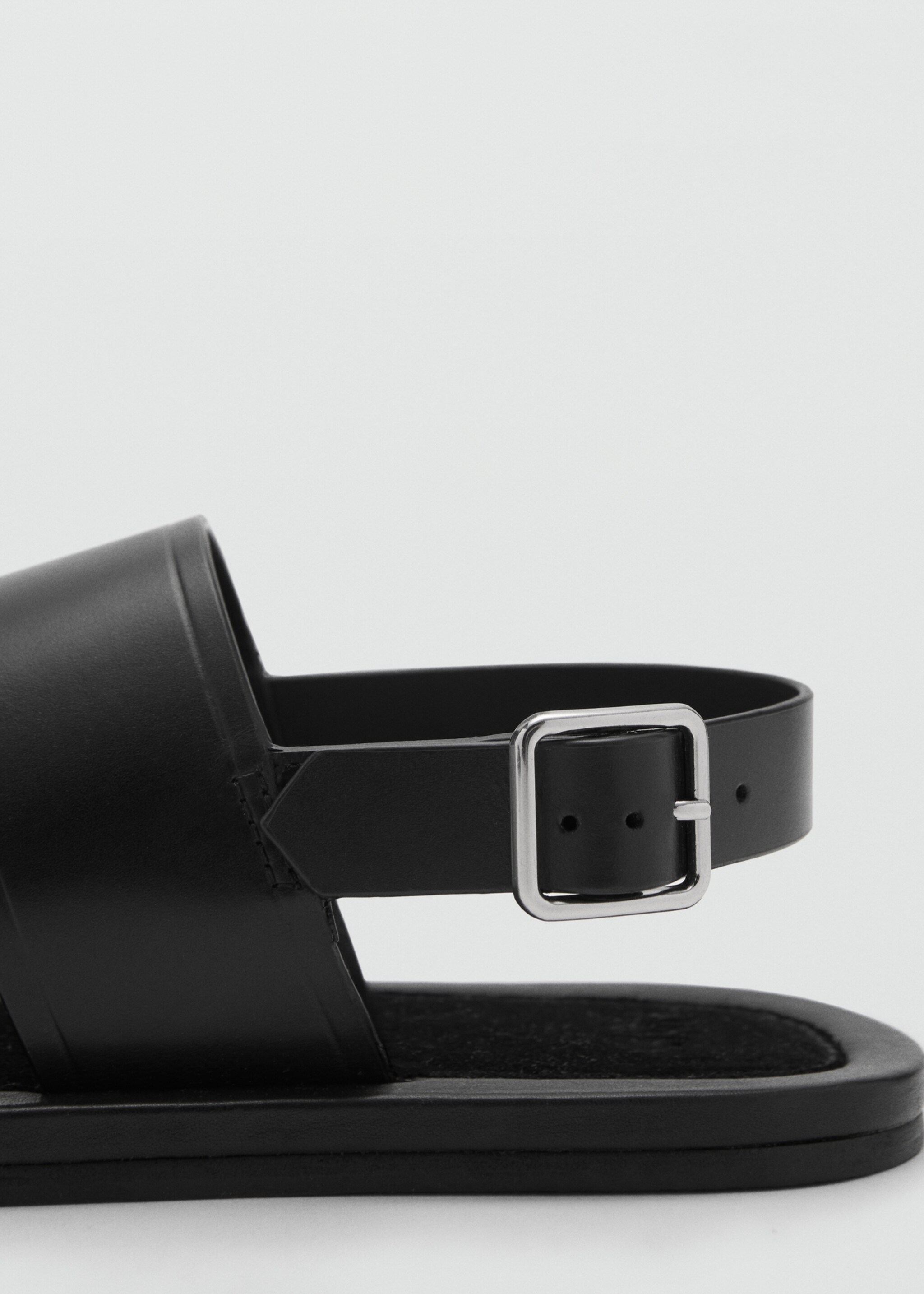 Sandàlies tires pell - Detall de l'article 1, Negre. Ref: 87067889-00.