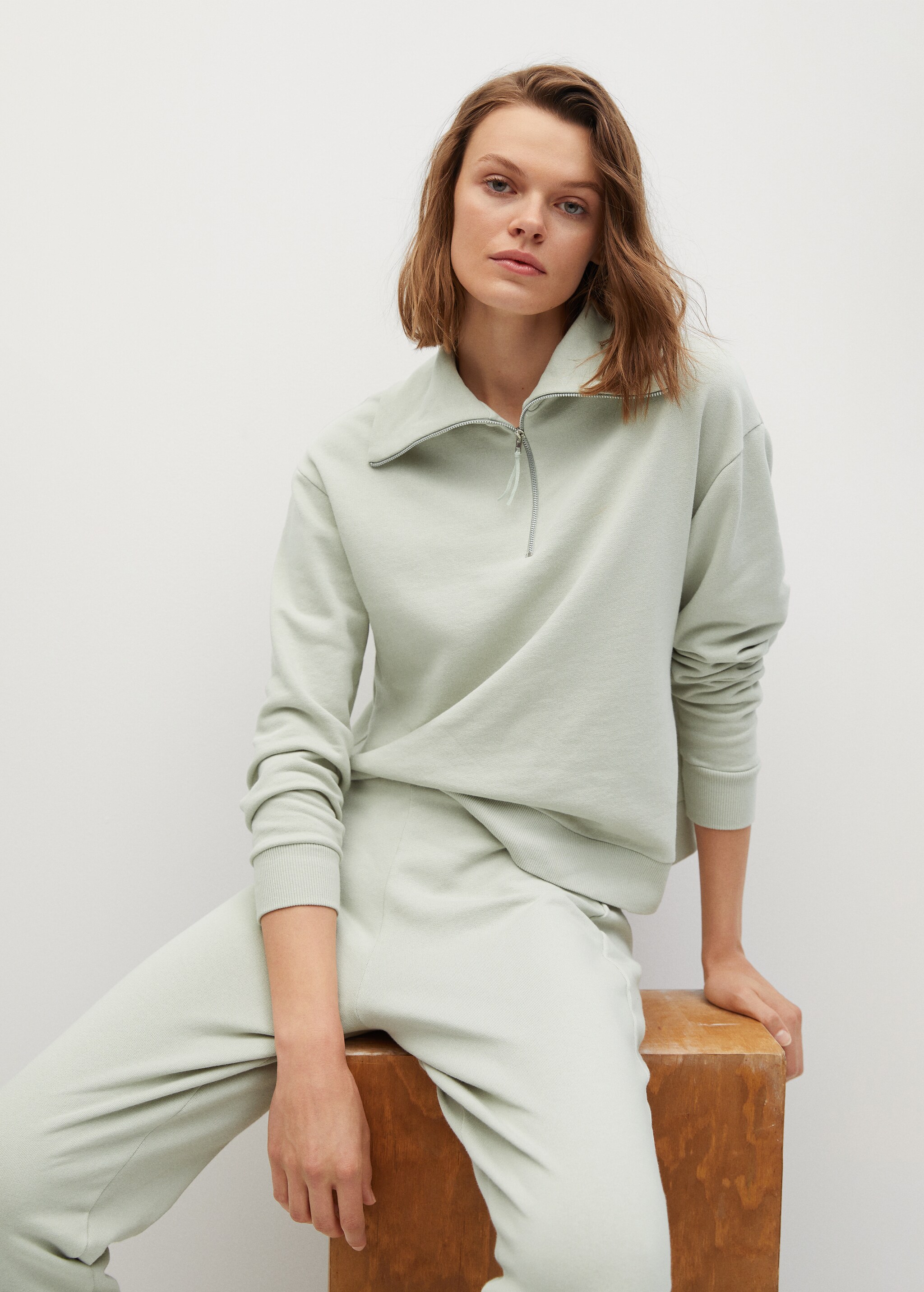 Funnel neck cotton sweatshirt - Details of the article 1