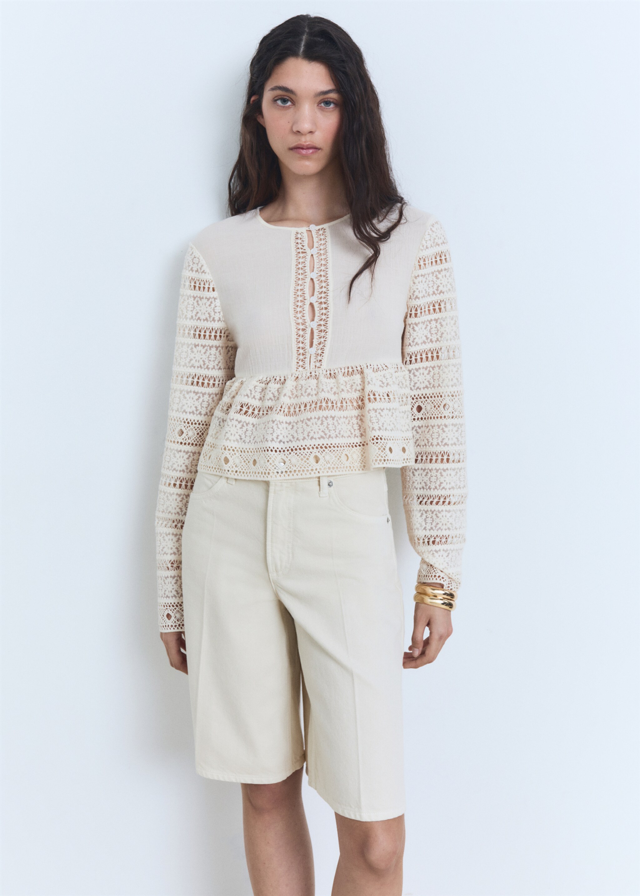 Embroidered cotton blouse with openwork details - Medium plane, Off White. Ref: 87068647-00.