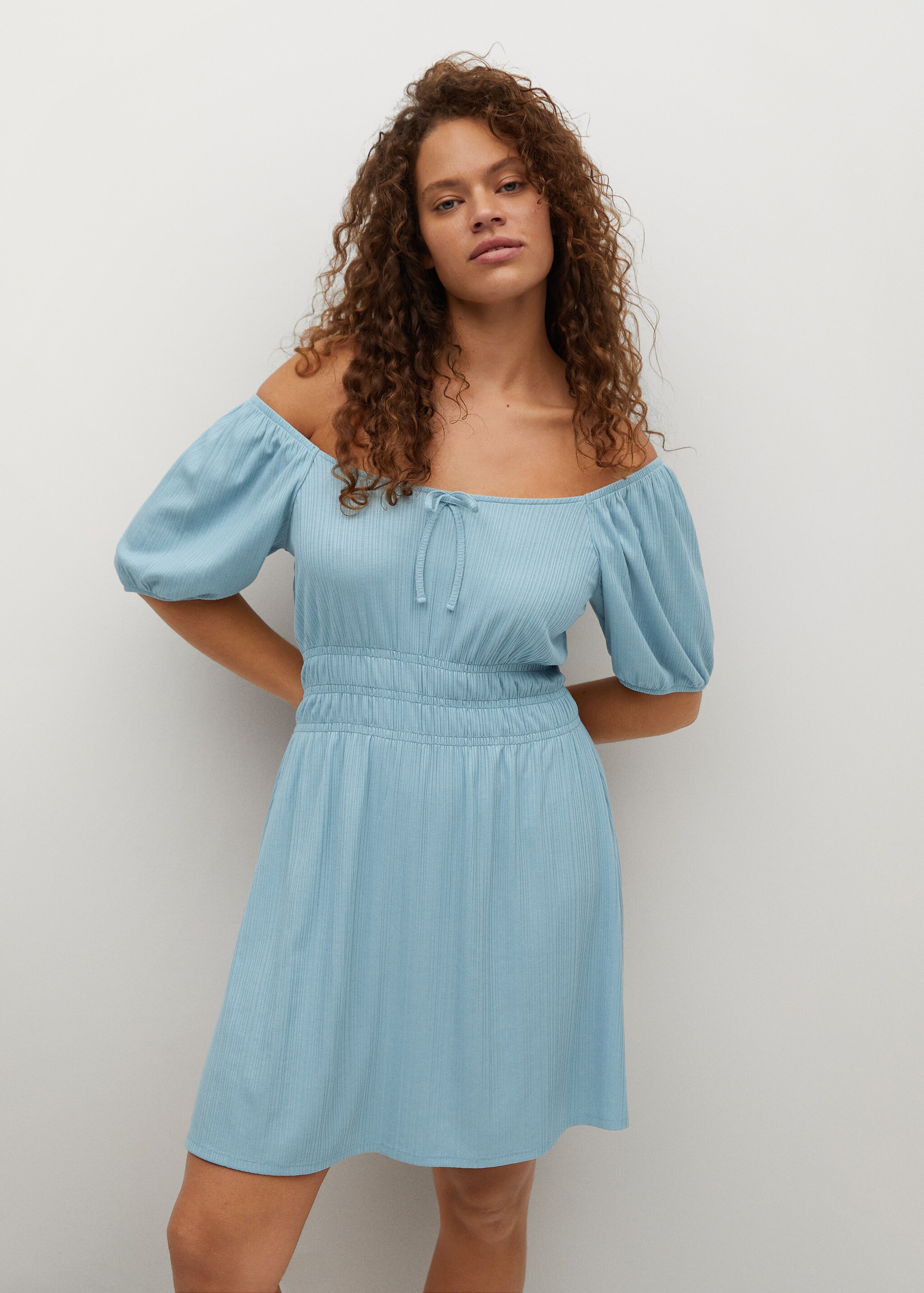 Vestido punto canalé - Plano medio