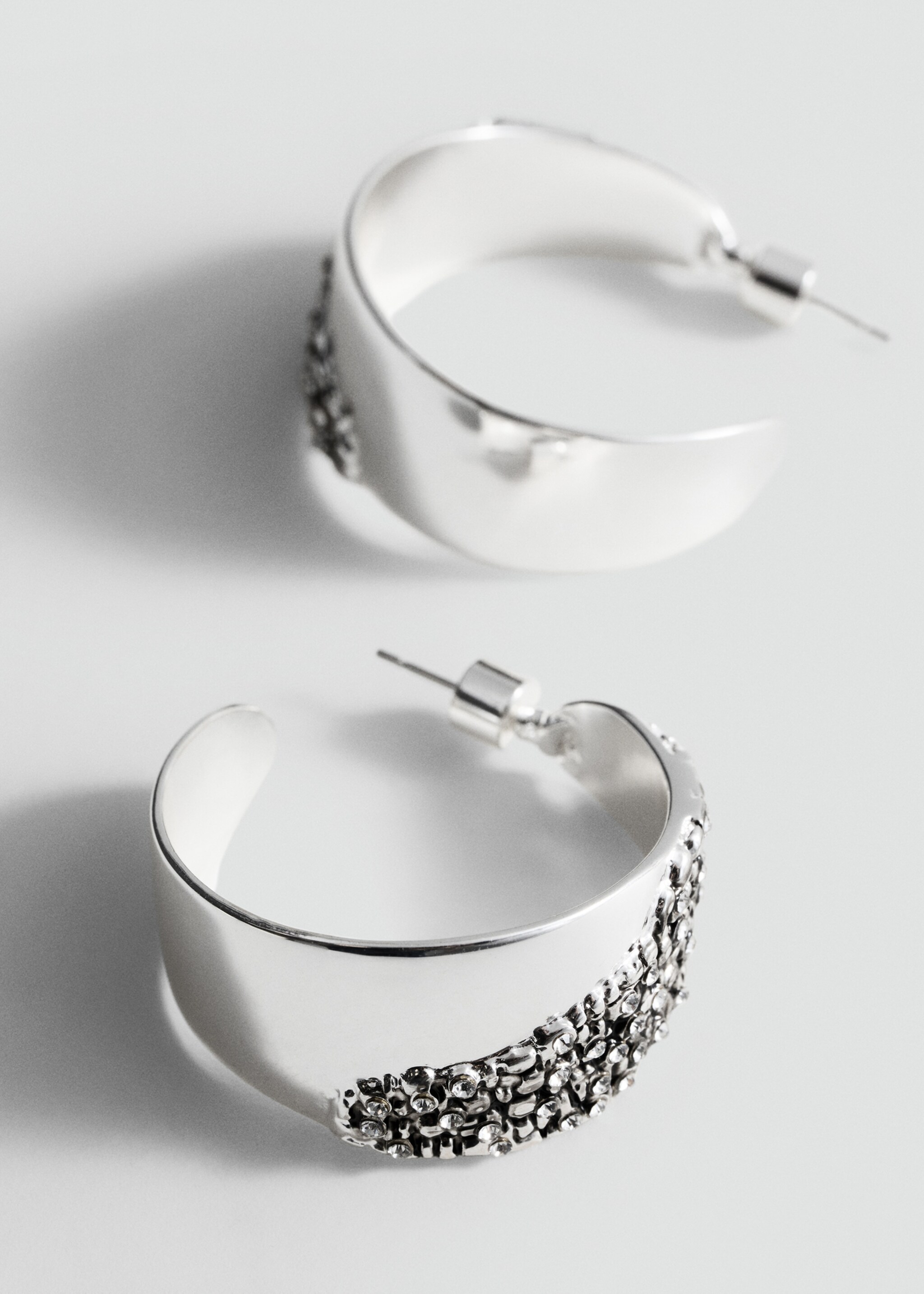 Strass-Ohrhänger - Mittlere Ansicht, Silber. Ref: 87070411-00.