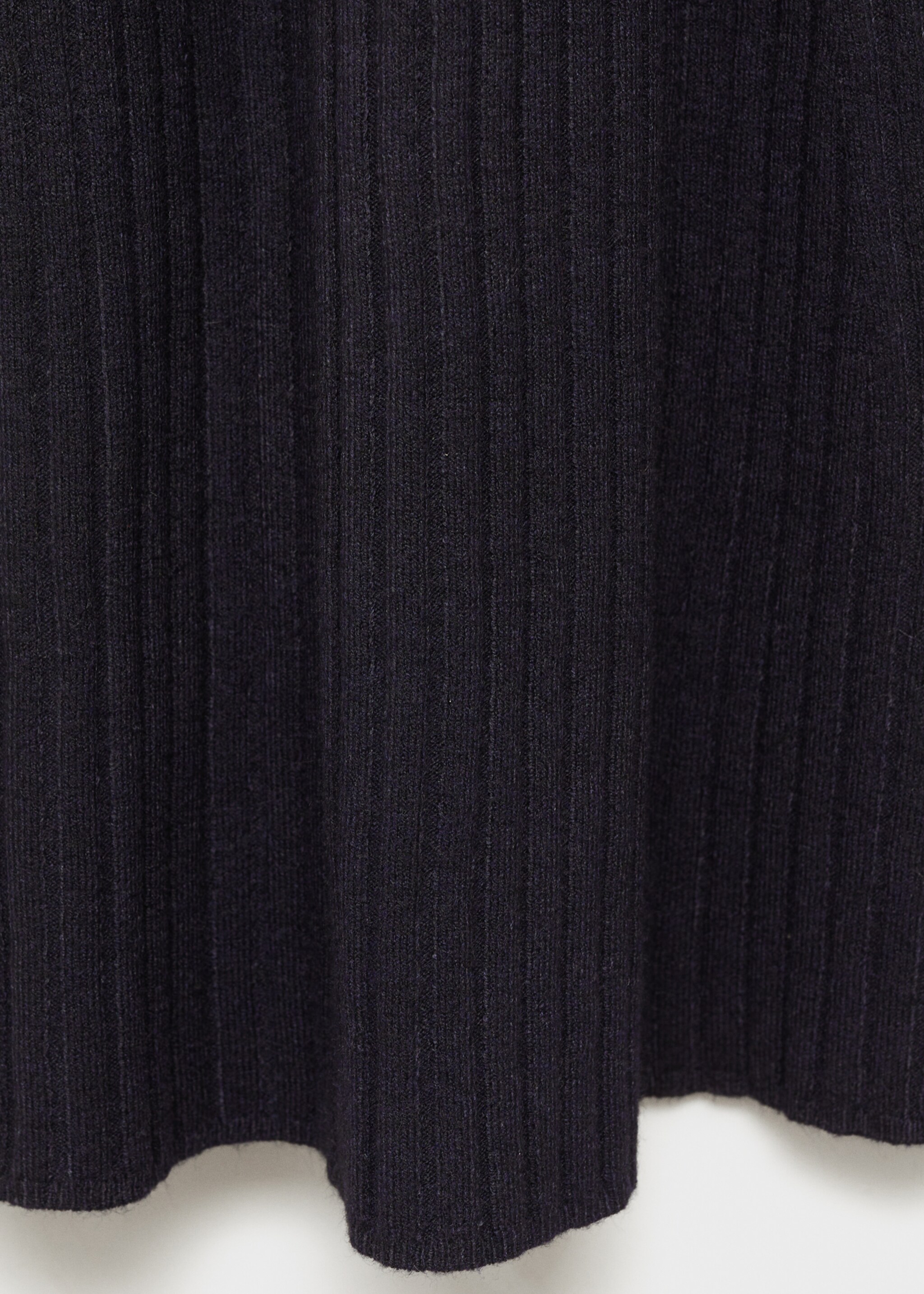 Ausgestelltes Strickkleid mit halbhohem Kragen - Detail des Artikels 0, Dunkles Marineblau. Ref: 87070424-00.