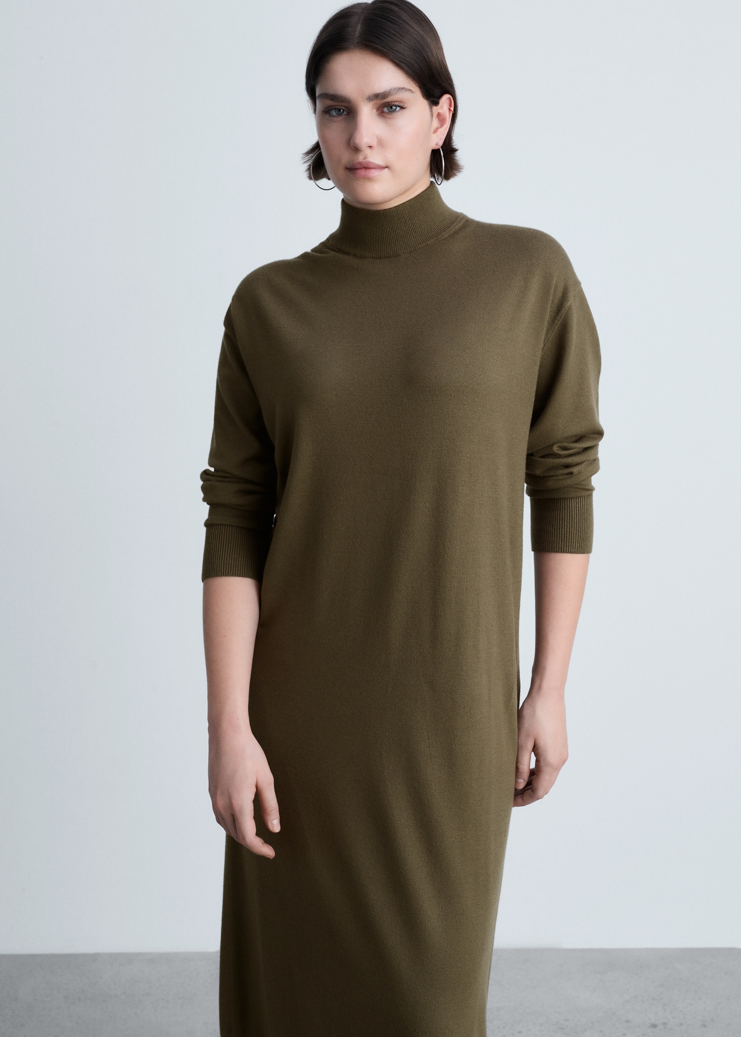 Perkins-neck knitted dress - Details of the article 5