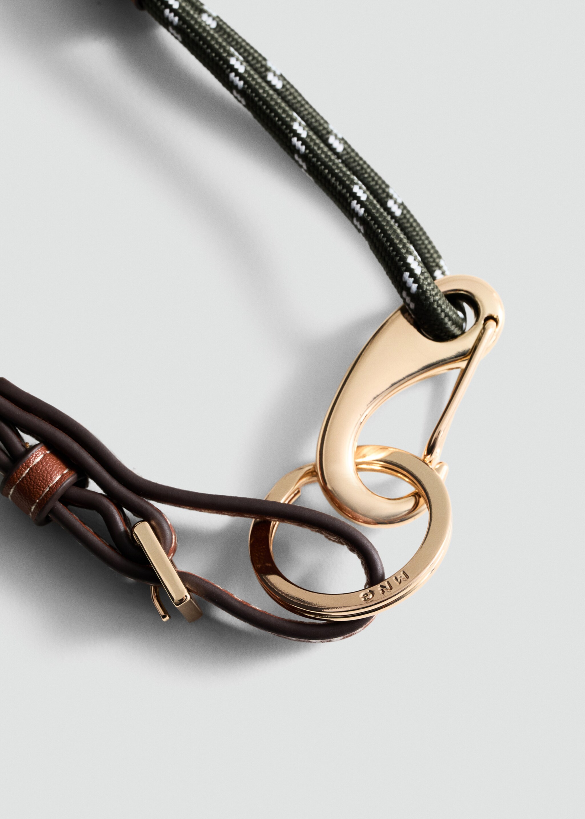 Carabiner keyring with combination - Plan moyen, Kaki. Ref: 87070430-00.