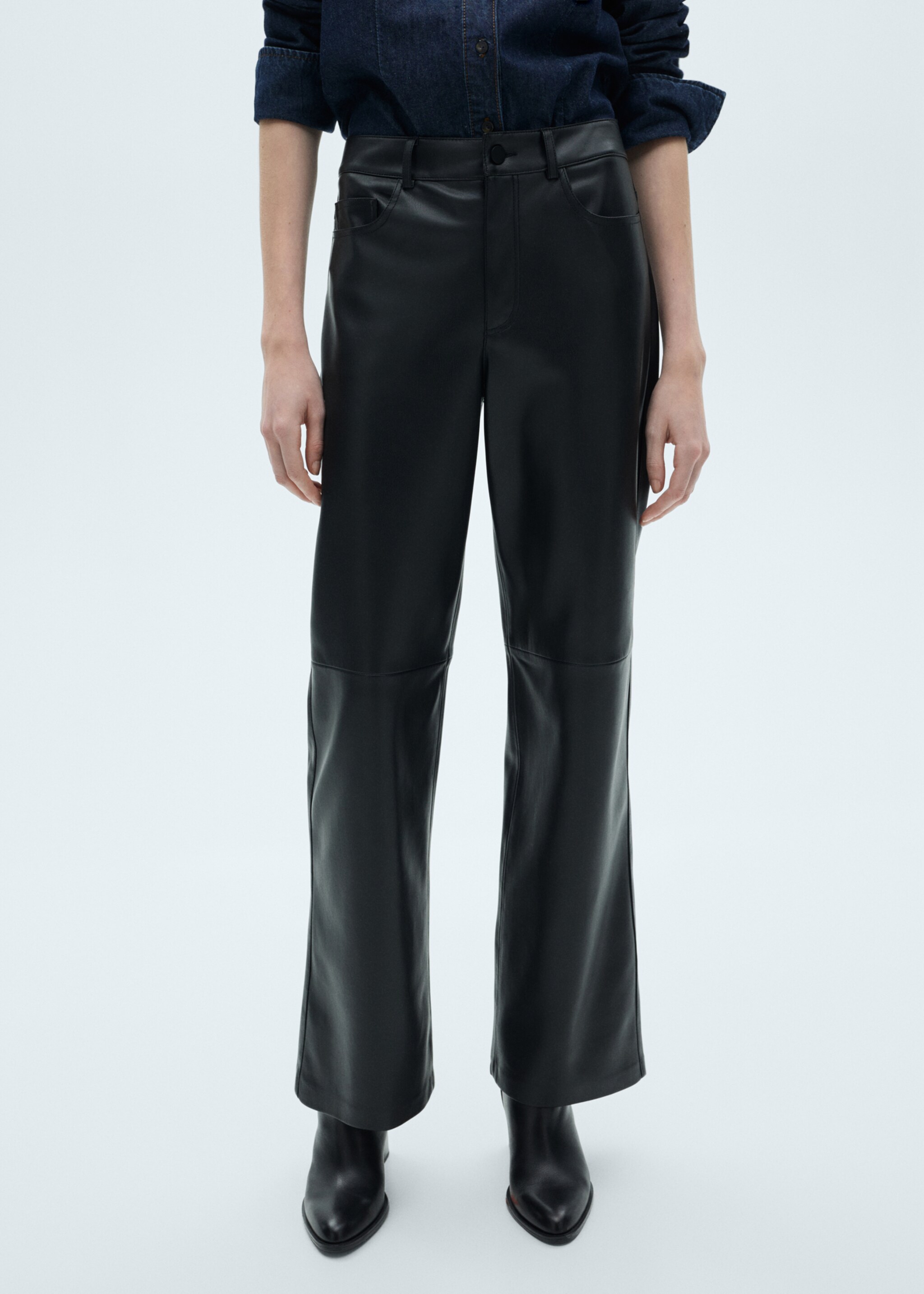 Straight-leg faux-leather trousers - Medium plane, Black. Ref: 87070433-00.