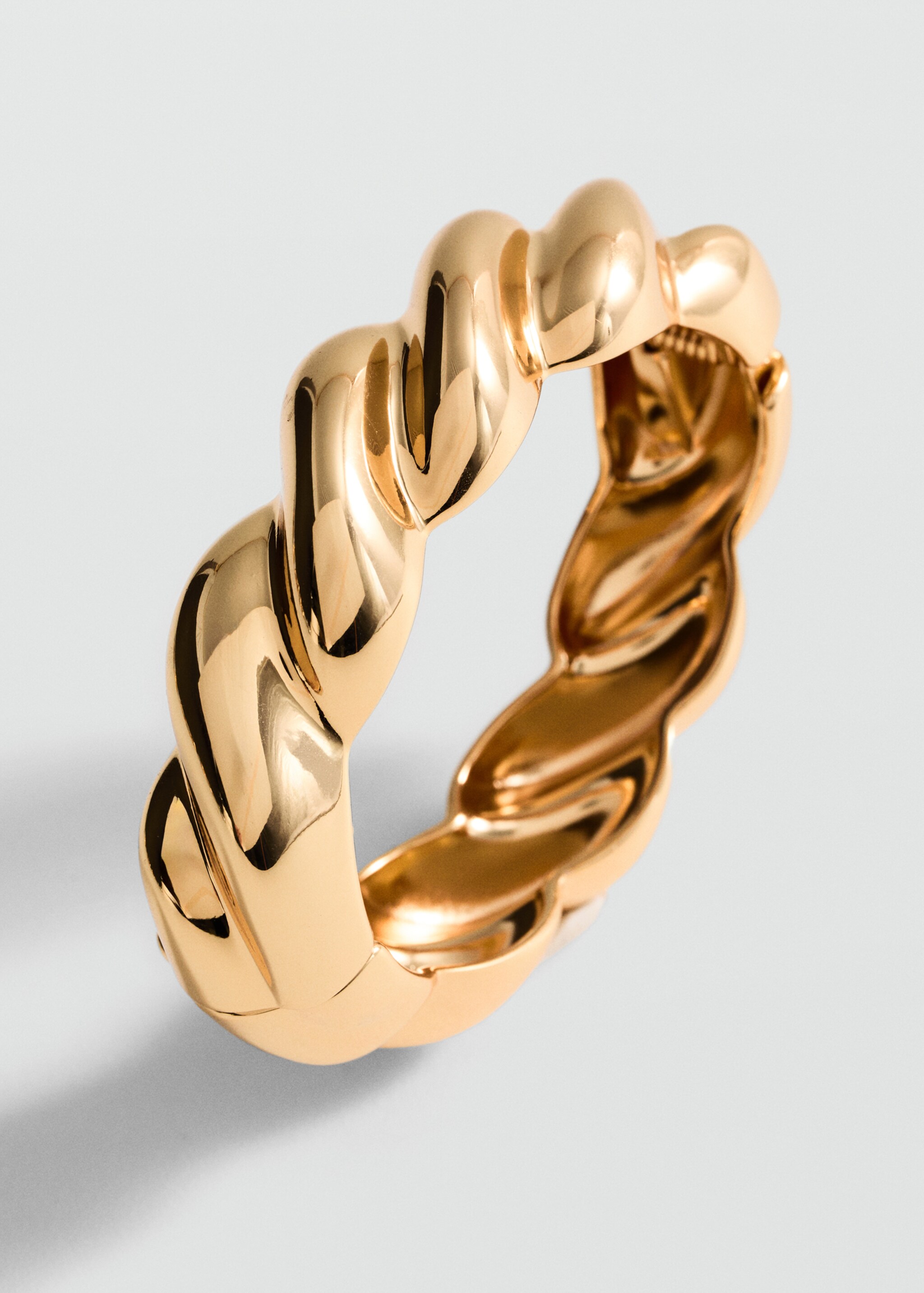 Bracelet relief - Plan moyen, Or. Ref: 87070436-00.
