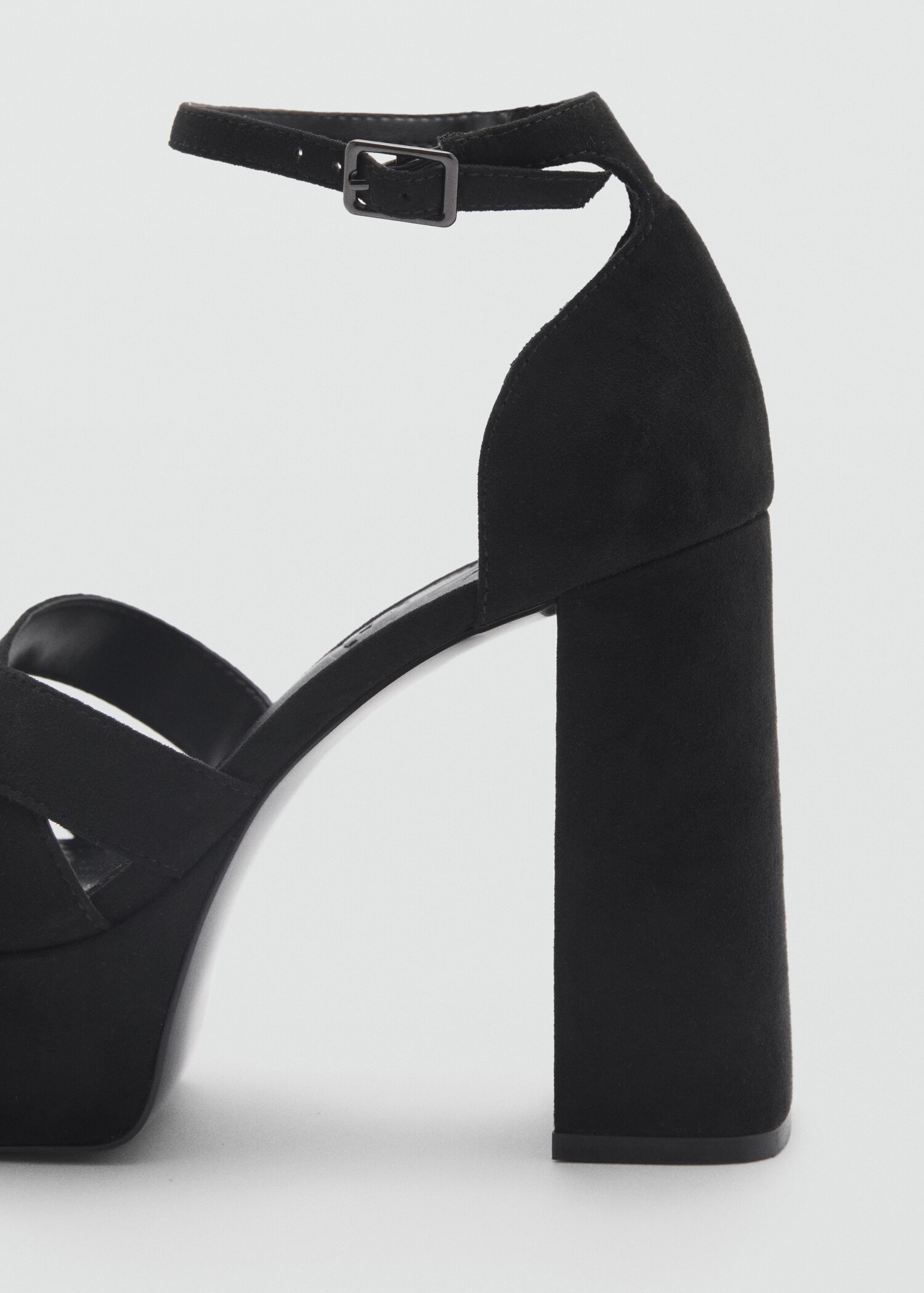 Wide-heeled sandal with bracelet - Details of the article 1