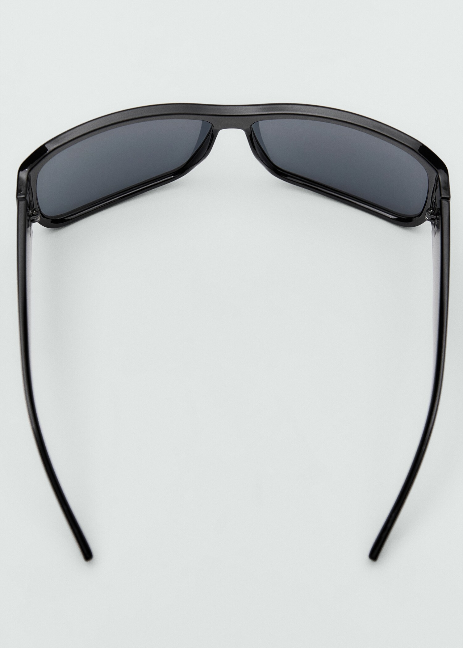 Maxi-frame sunglasses - Details of the article 1