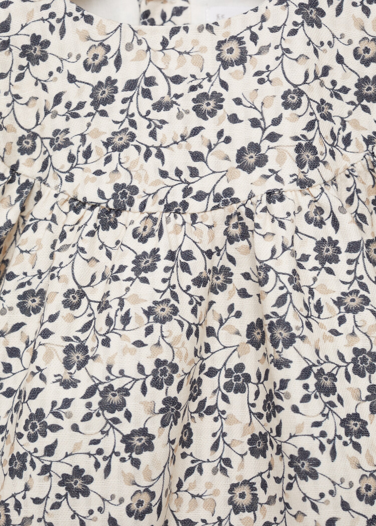 Gemustertes Kleid und Höschen - Detail des Artikels 8