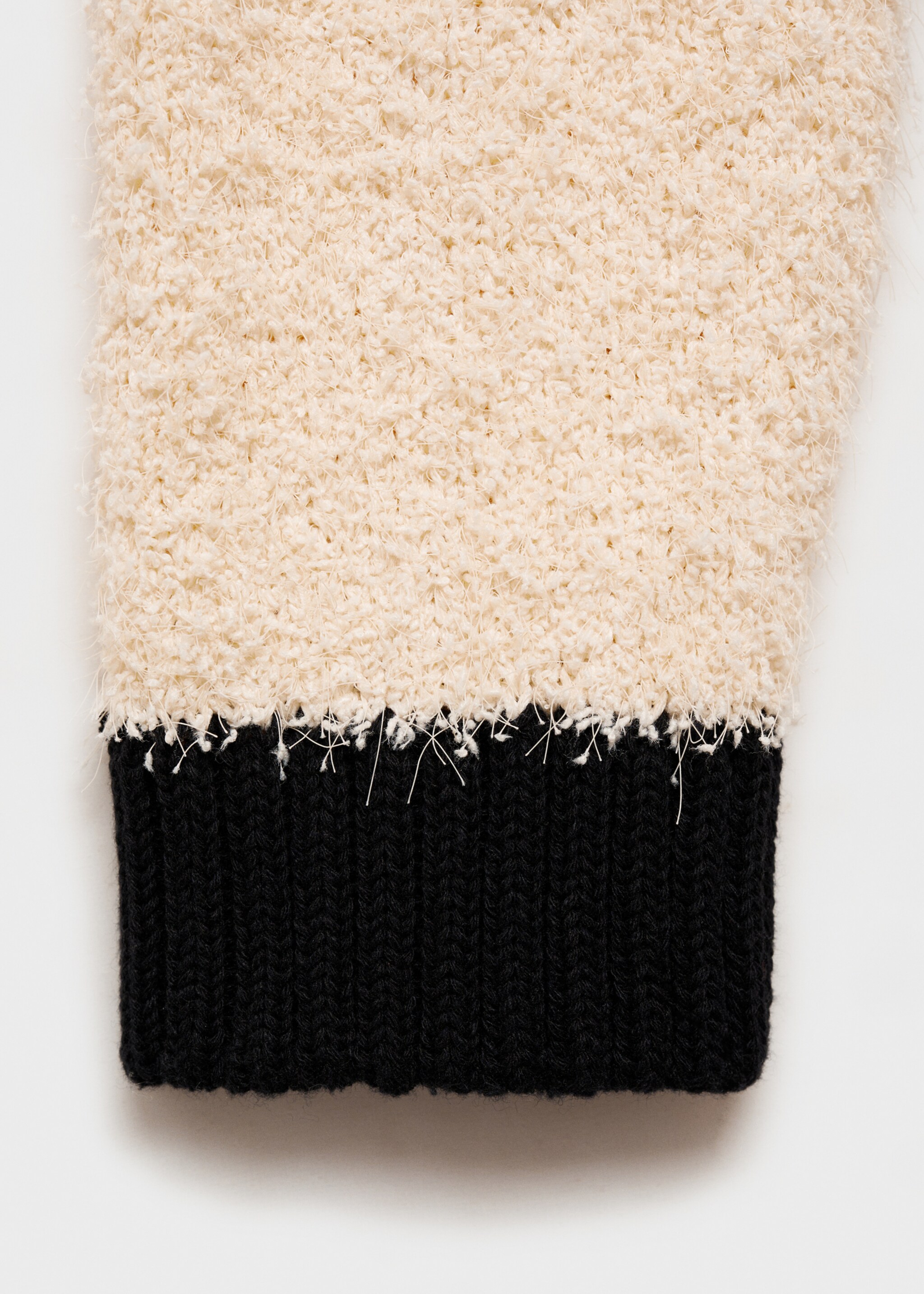 Jacka med kontrasterande knappar - Detaljer om artikeln 0, Rå. Ref: 87070452-00.