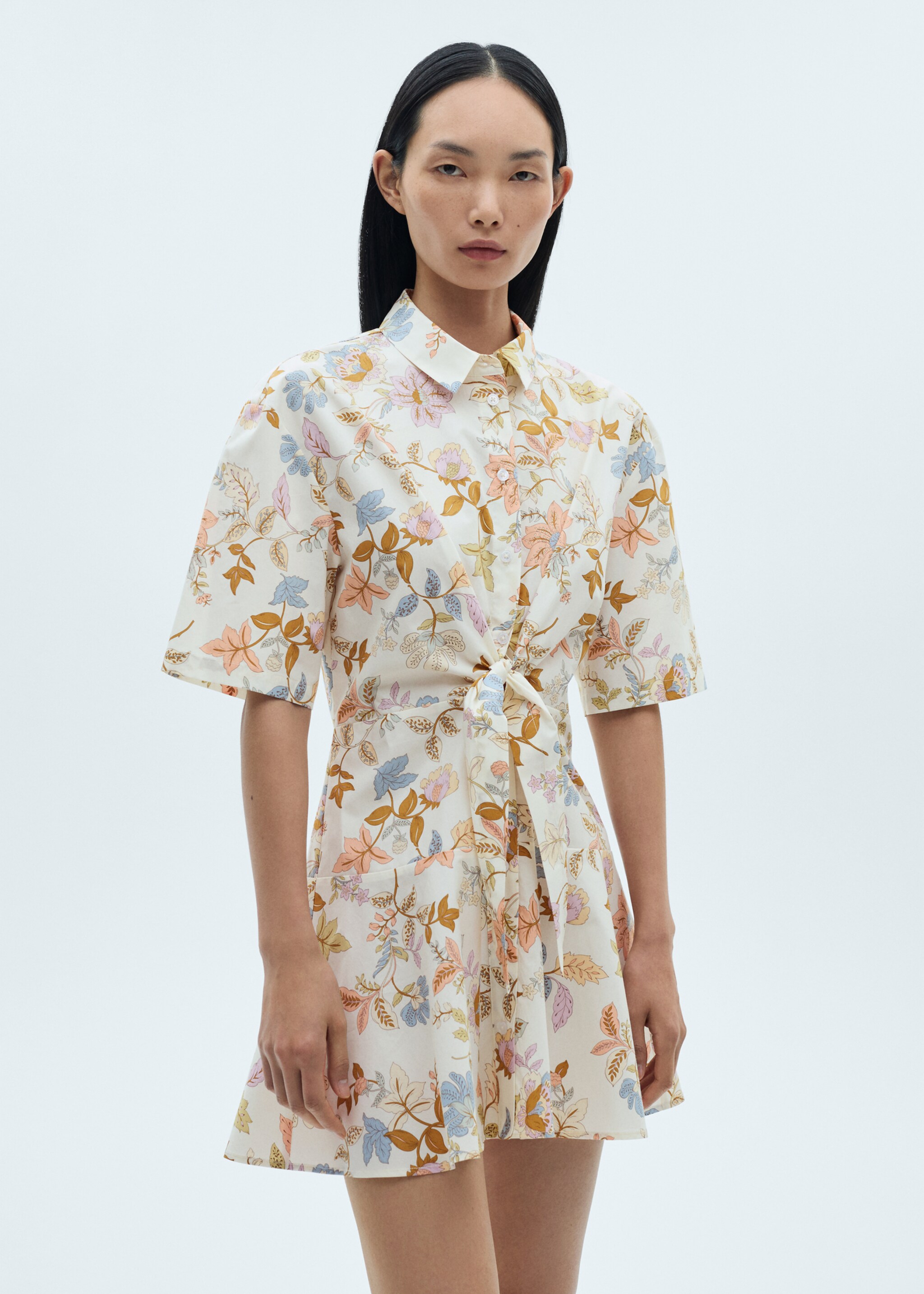 Robe nœud en imprimé fleuri - Plan moyen, Écru. Ref: 87070581-00.