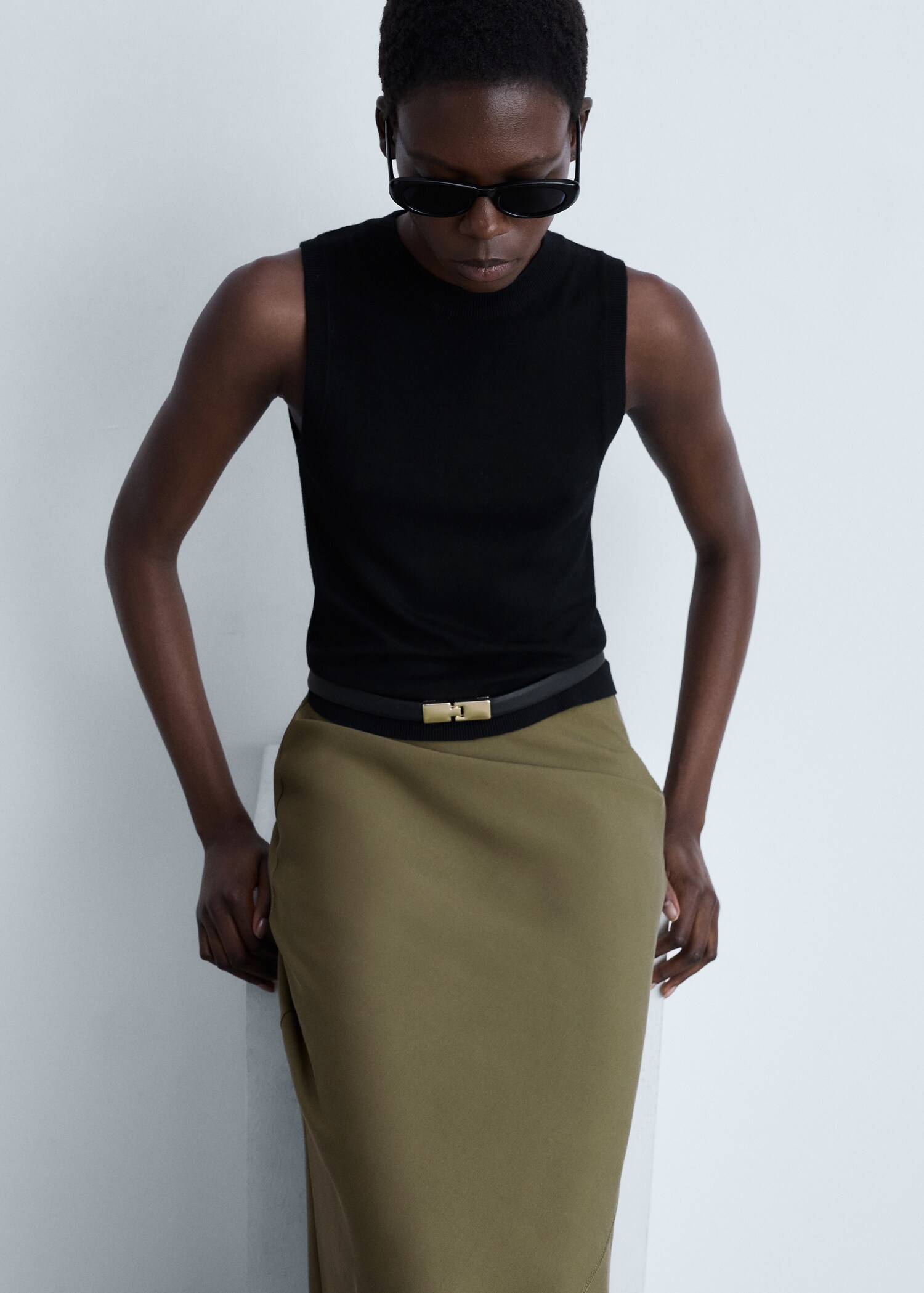 Midi satin skirt - Details of the article 1