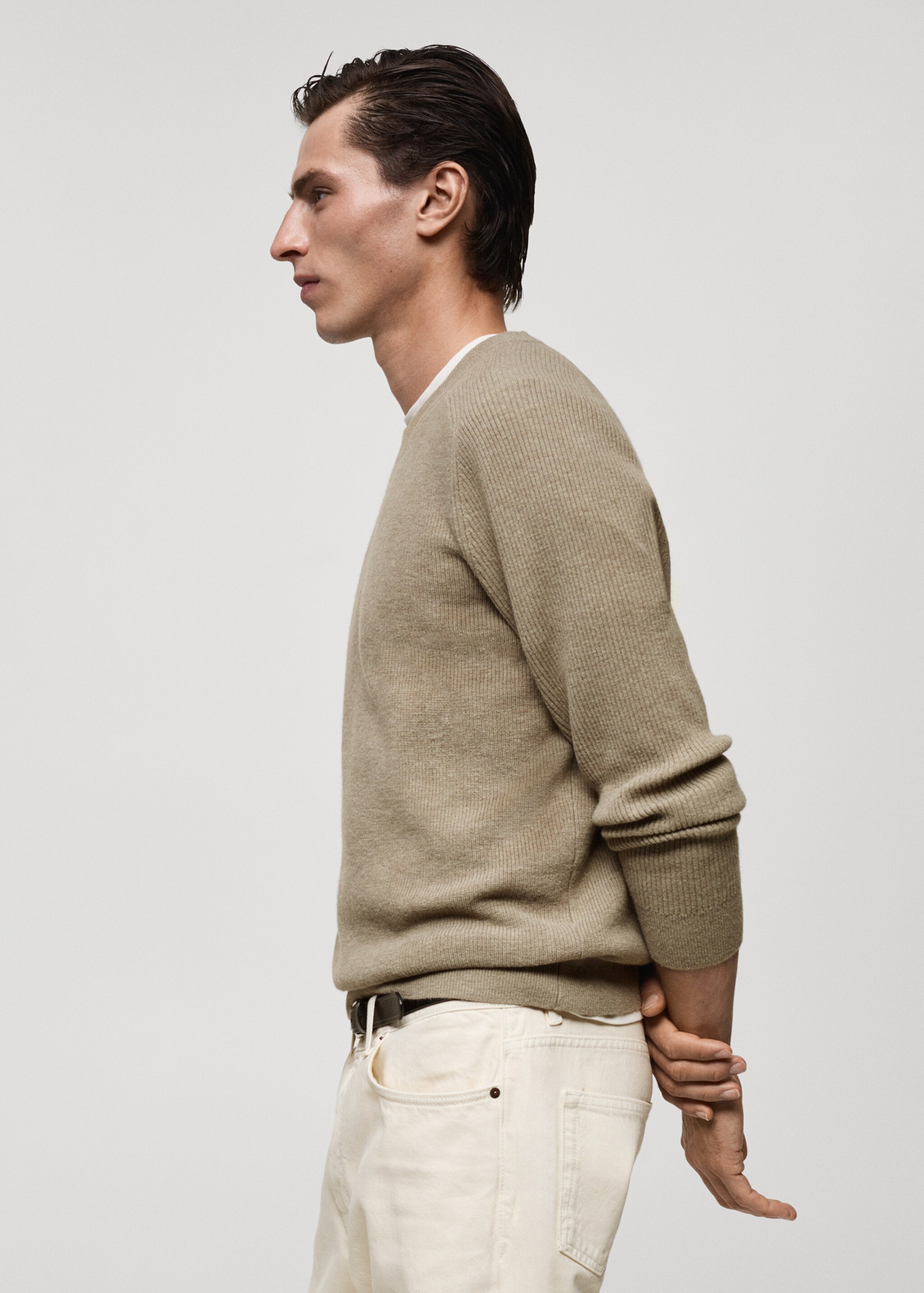 Ribbed wool sweater - Details of the article 2, Mink Grey. Ref: 87070598-00.