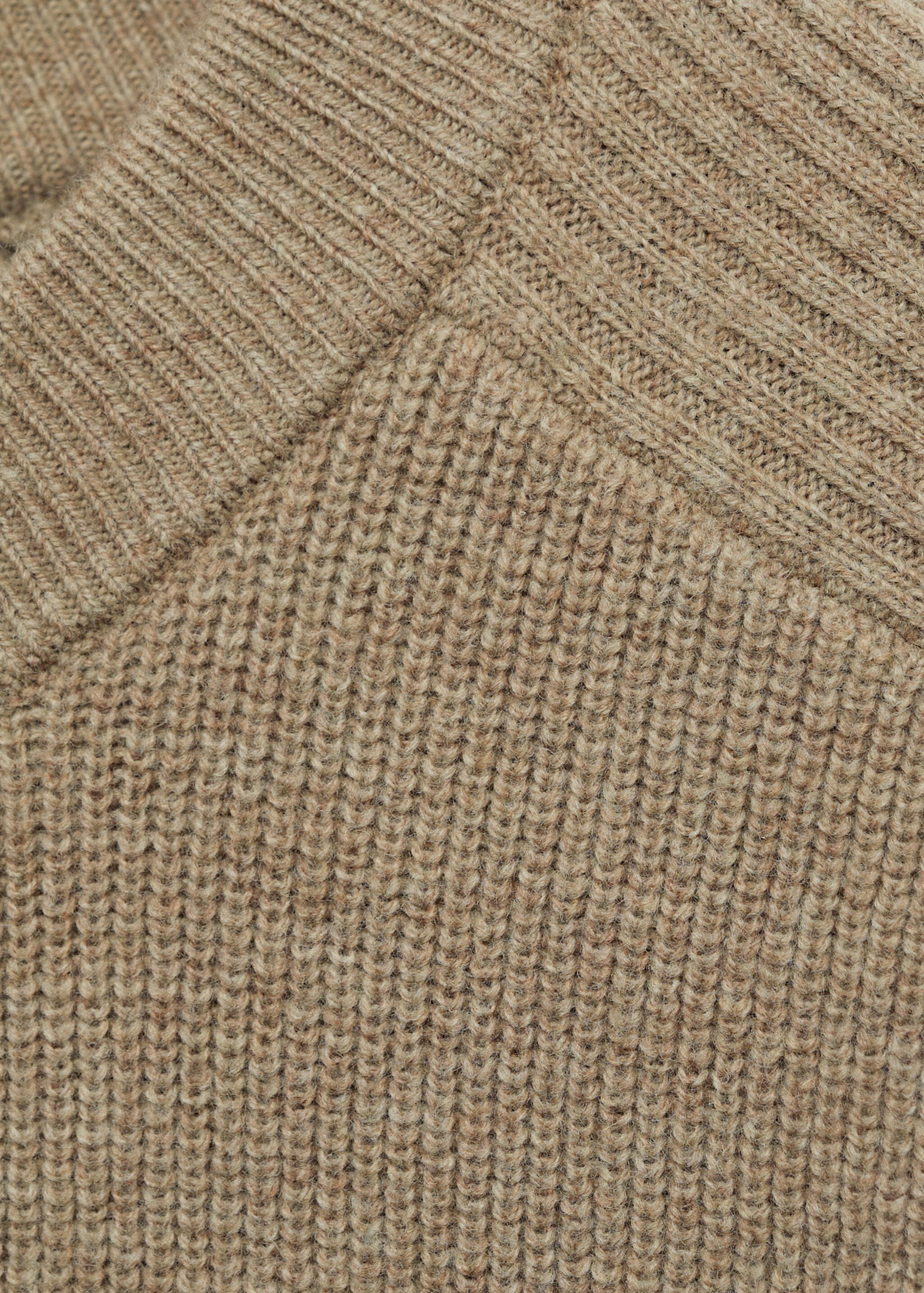 Ribbed wool sweater - Details of the article 8, Mink Grey. Ref: 87070598-00.