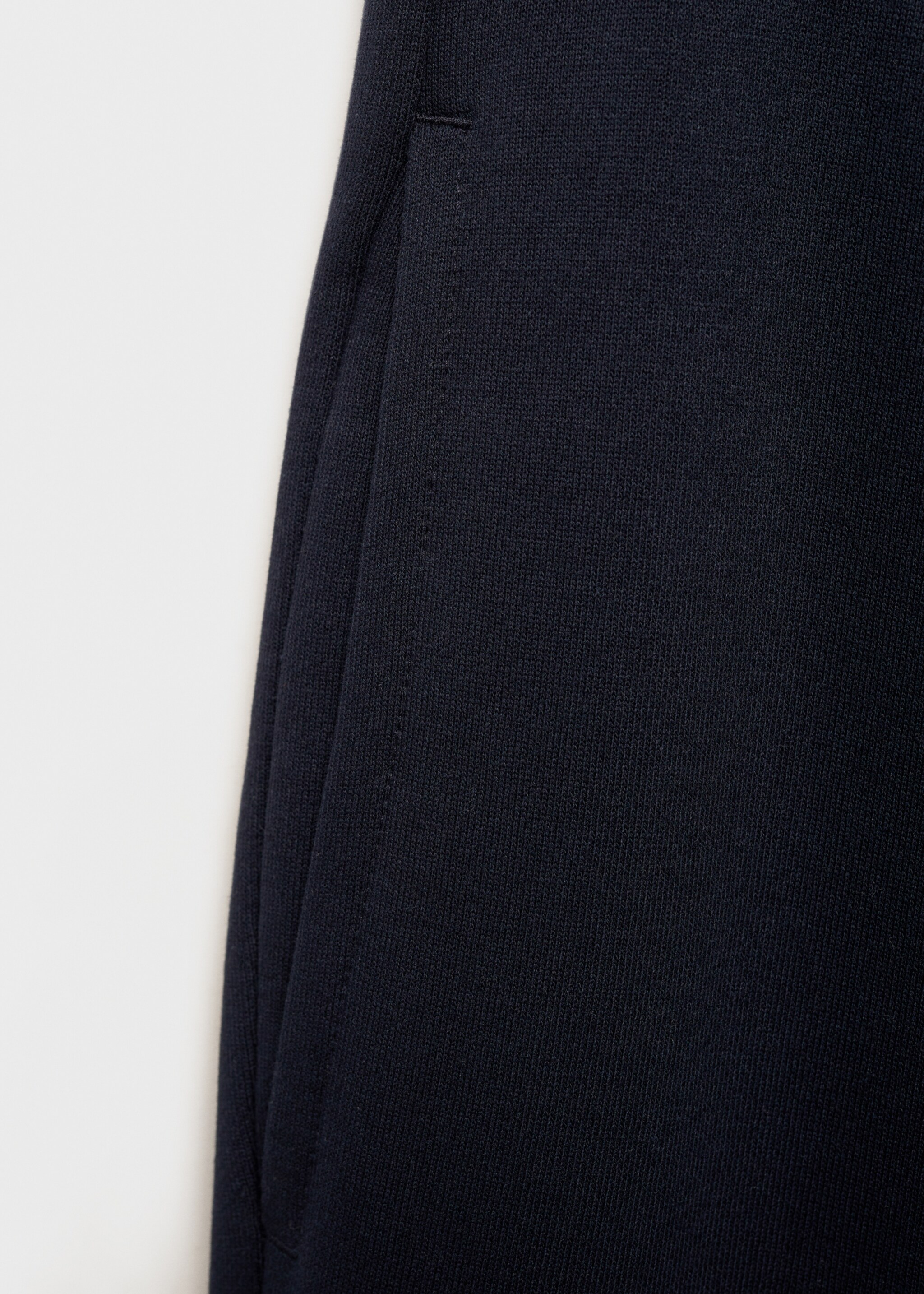 Podstavljene sportske hlače od flisa s elastičnim pojasom - Detalji artikla 0, Tamnoplava. Ref: 87070600-00.