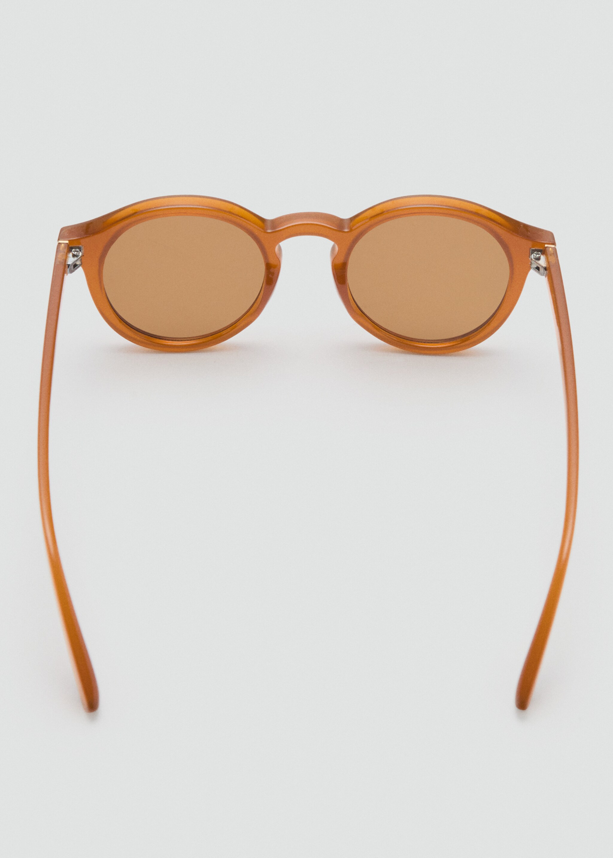 Round-framed sunglasses - Details of the article 1, Caramel. Ref: 87070605-00.