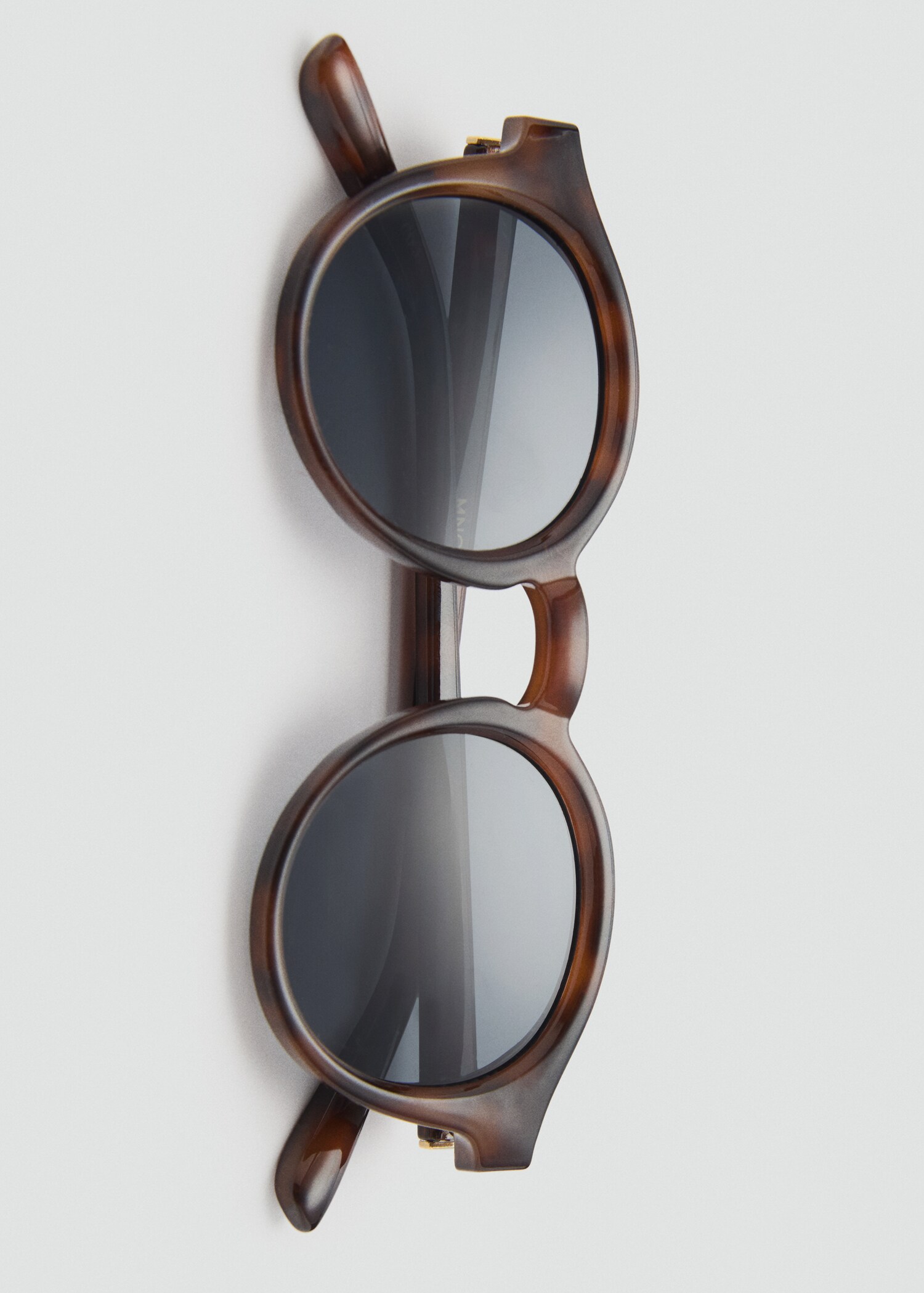 Sonnenbrille mit rundem Gestell - Detail des Artikels 5