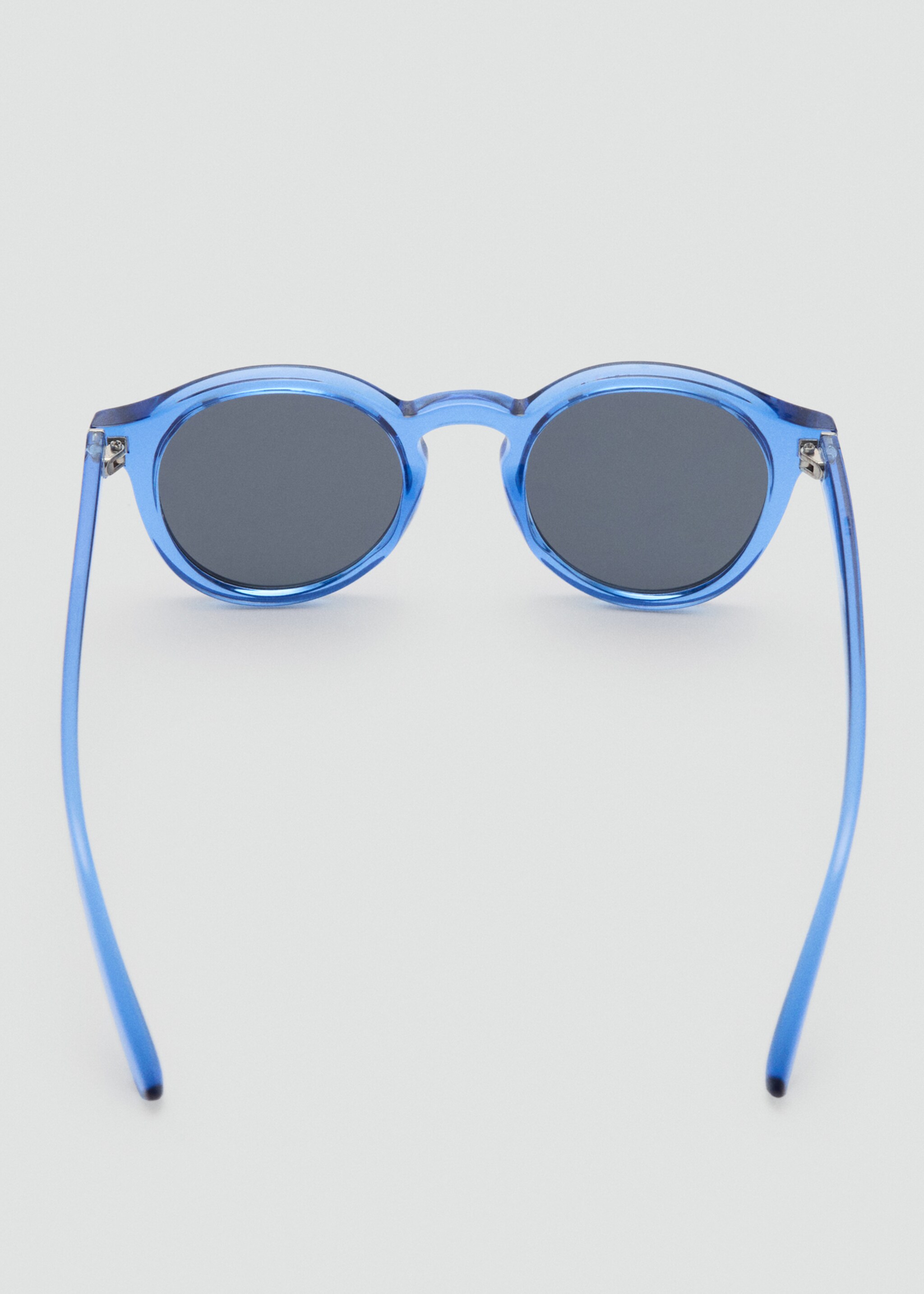 Sonnenbrille mit rundem Gestell - Detail des Artikels 1, Dunkles Marineblau. Ref: 87070605-00.