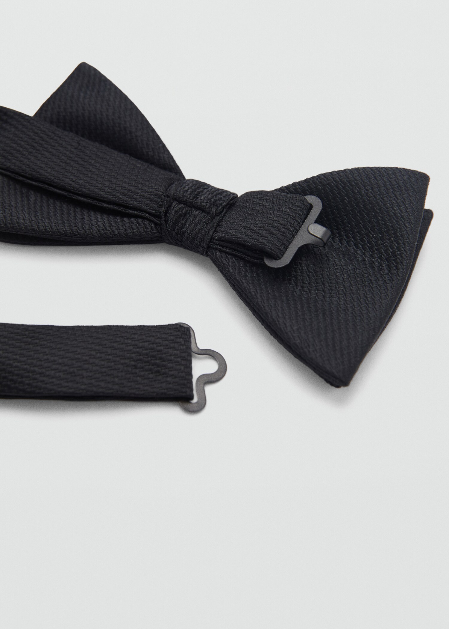 Classic bow tie with microstructure - Medium plane
