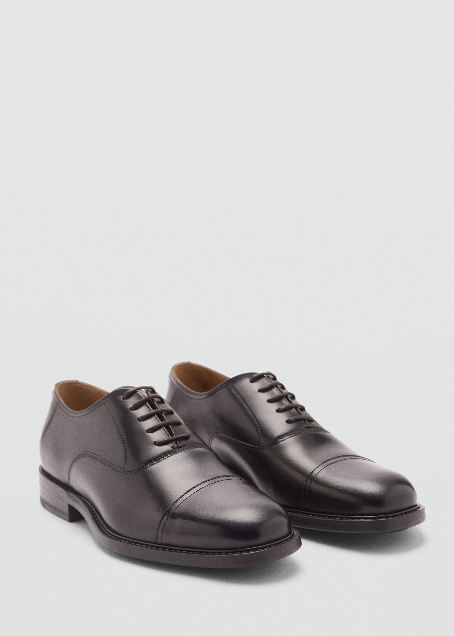 Oxford style leather shoe - Medium plane