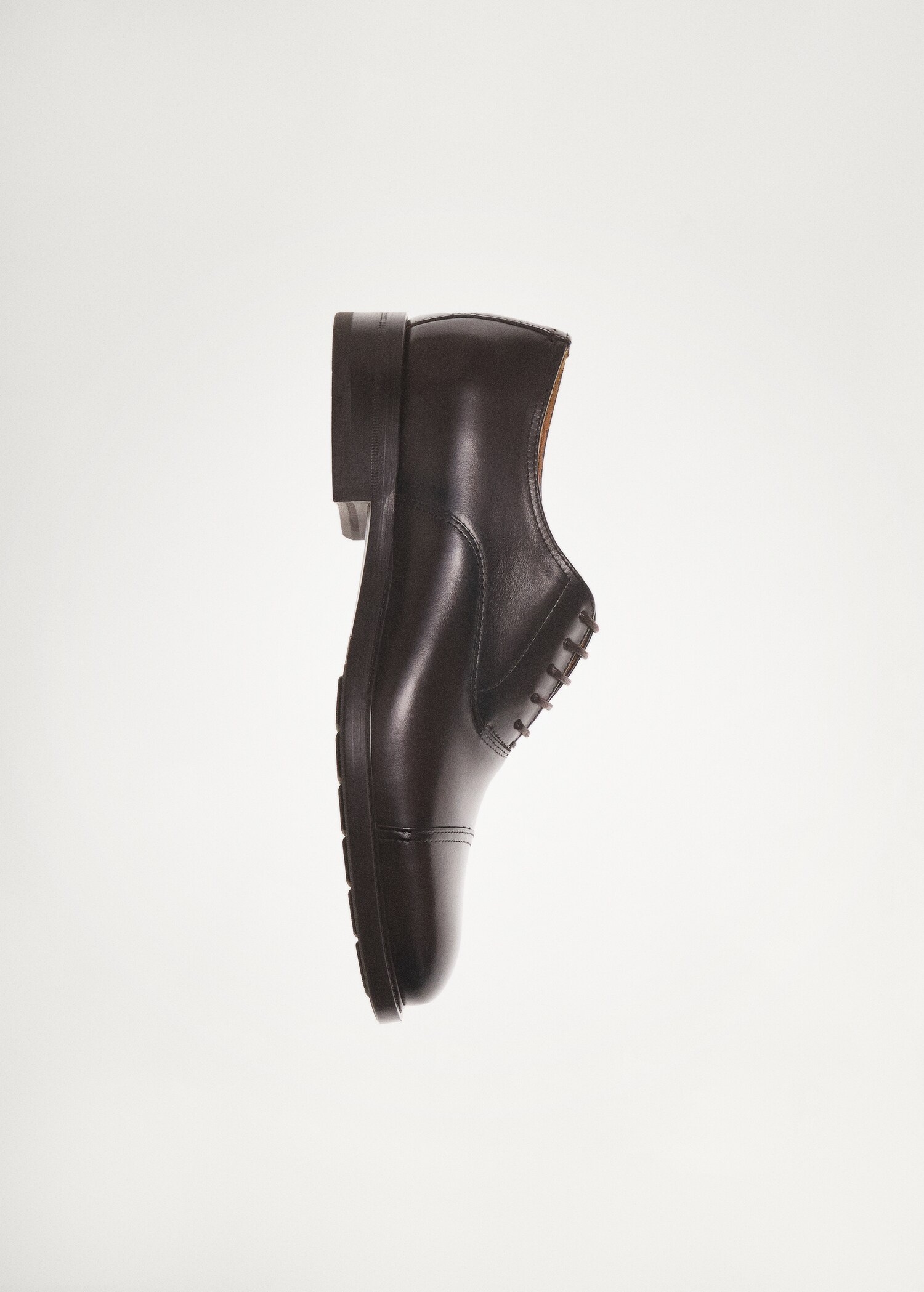 Oxford style leather shoe - Details of the article 9