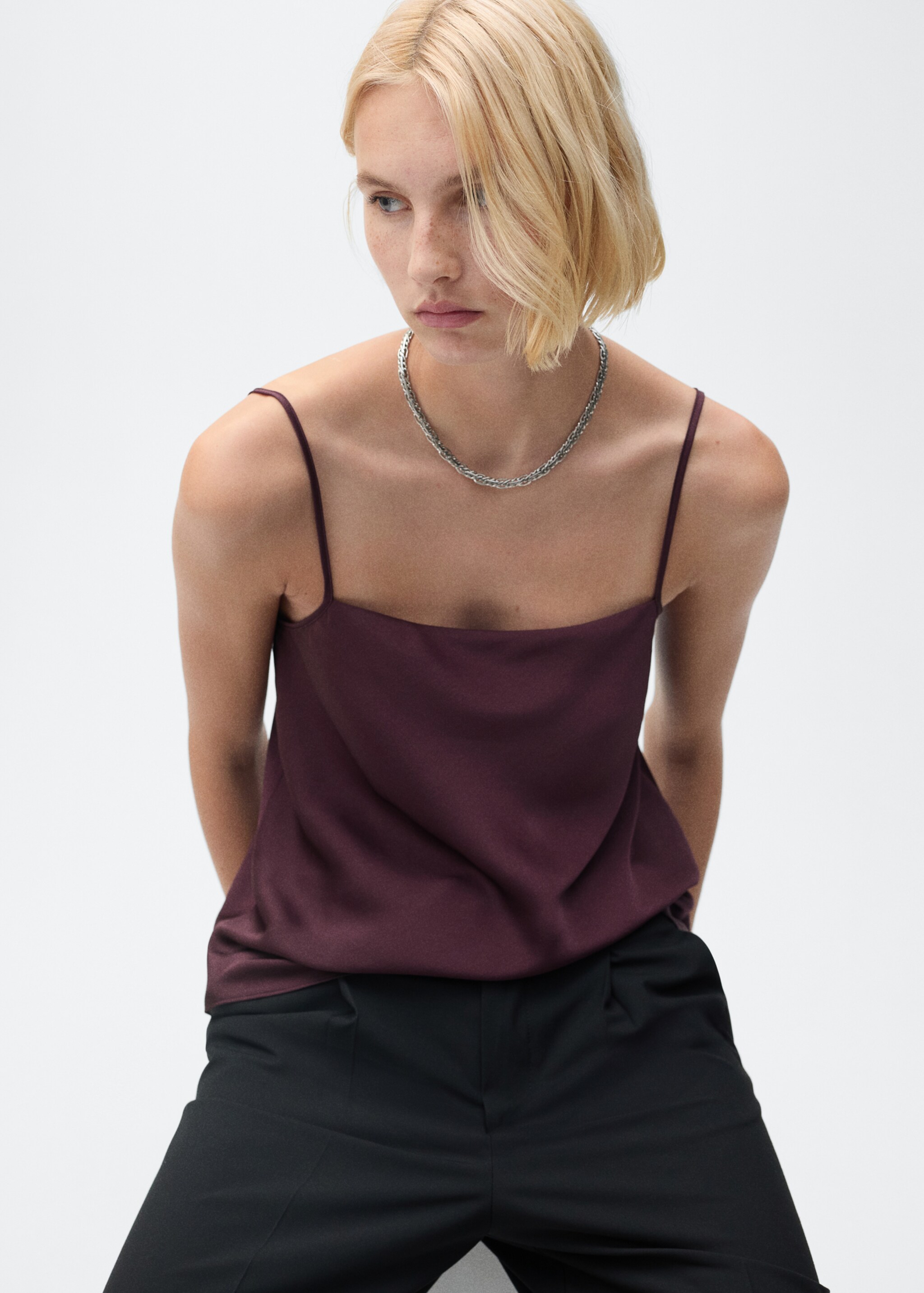 Satin top with thin straps - Medium plane, Wine. Ref: 87070633-00.