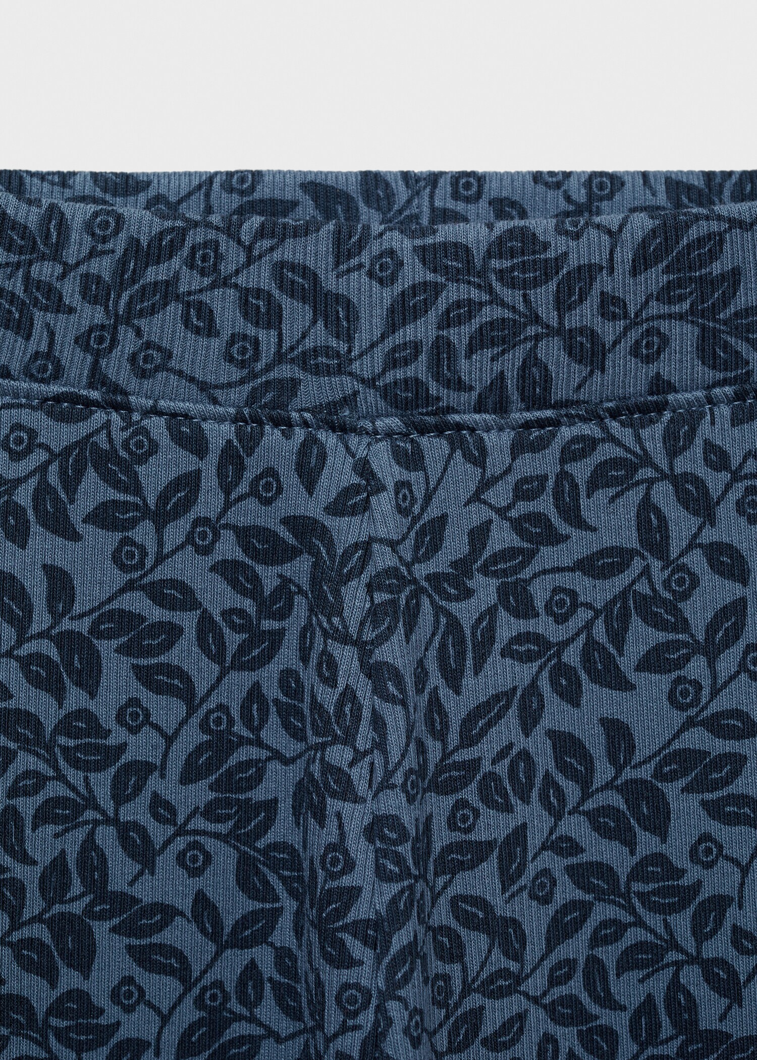 Utsvängda tryckta leggins - Detaljer om artikeln 8