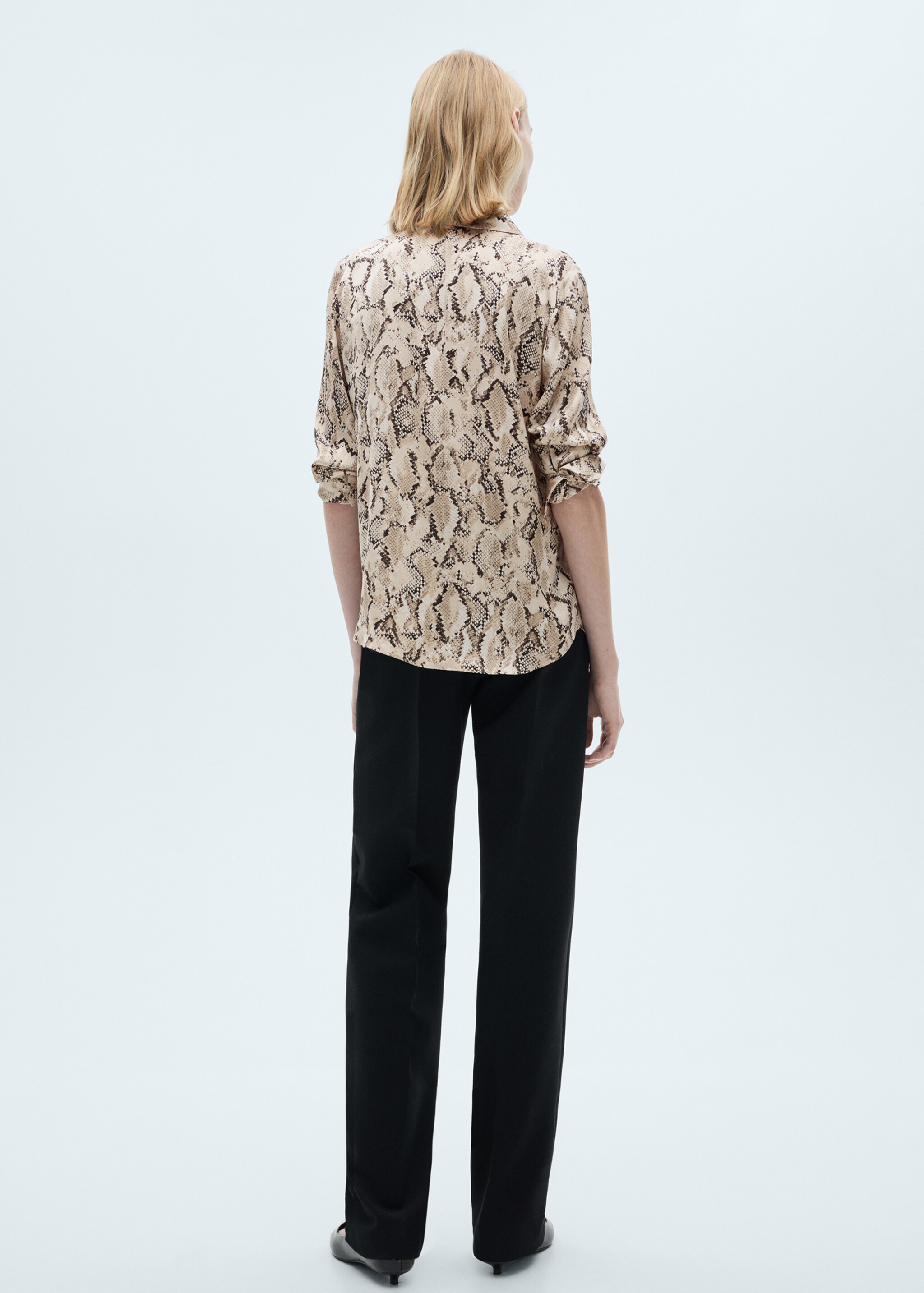 Satin print shirt - Reverse of the article, Sand. Ref: 87070639-00.