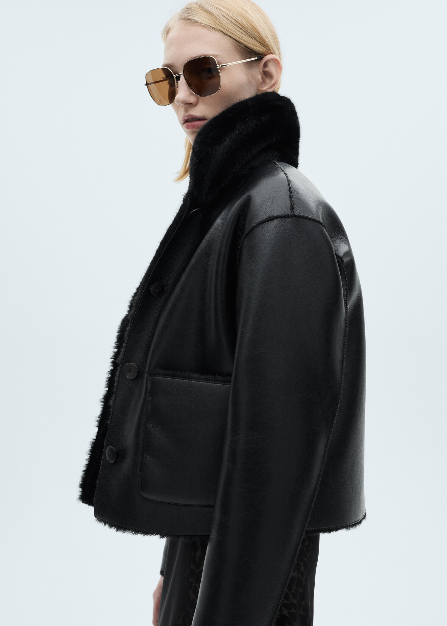 Dubbelzijdig jasje met leereffect en zakken - Detail van het artikel 2