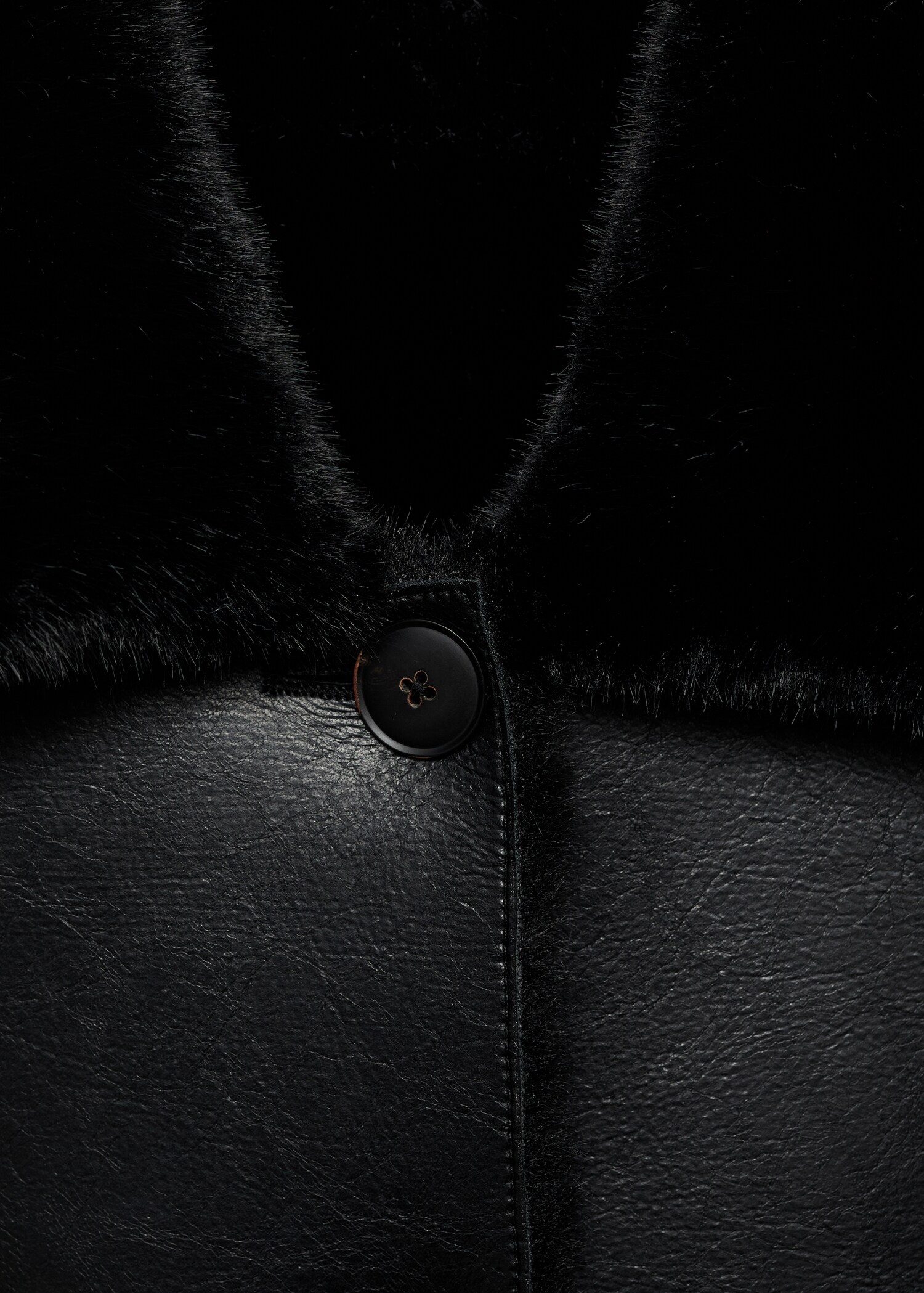 Dubbelzijdig jasje met leereffect en zakken - Detail van het artikel 8