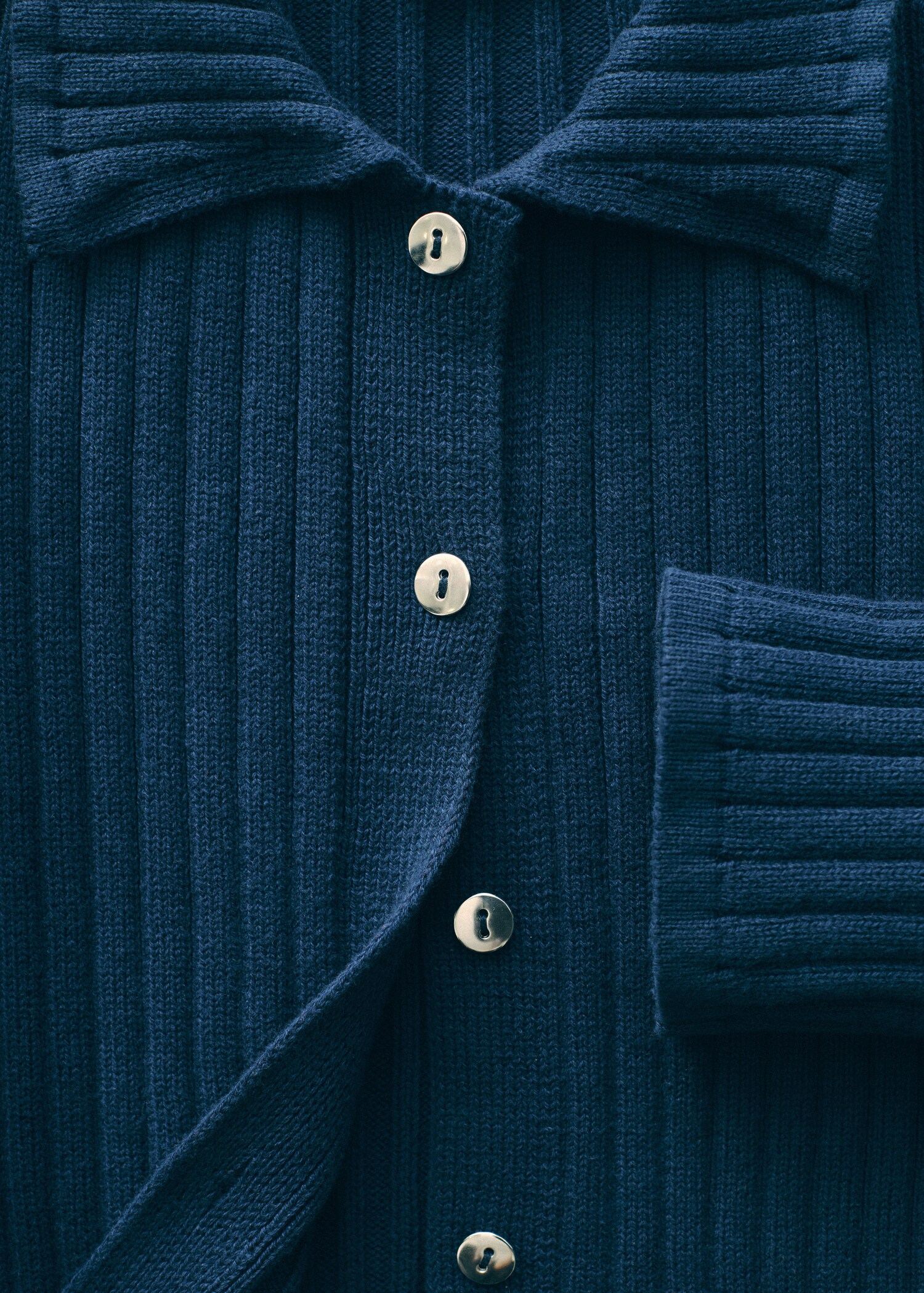Polo-neck cardigan - Details of the article 5