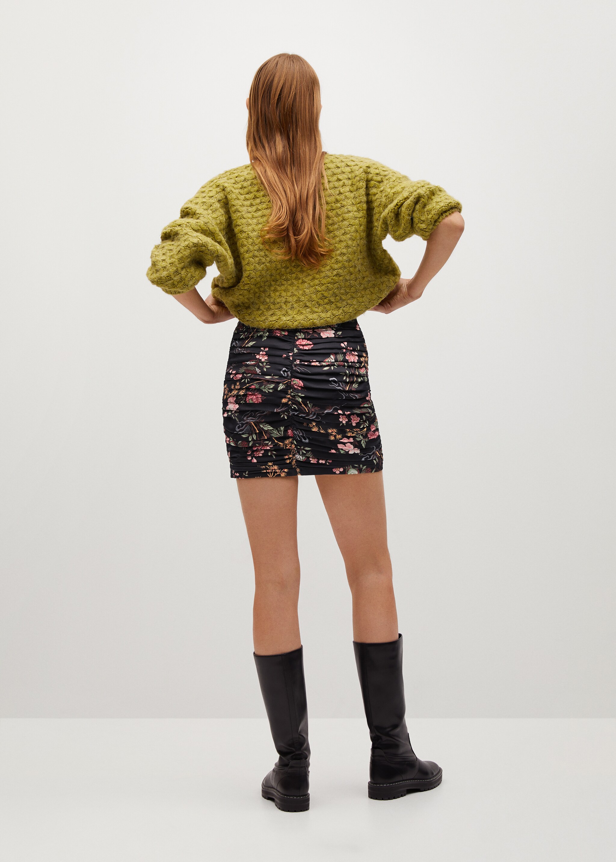 Minifalda estampada fruncida - Reverso del artículo