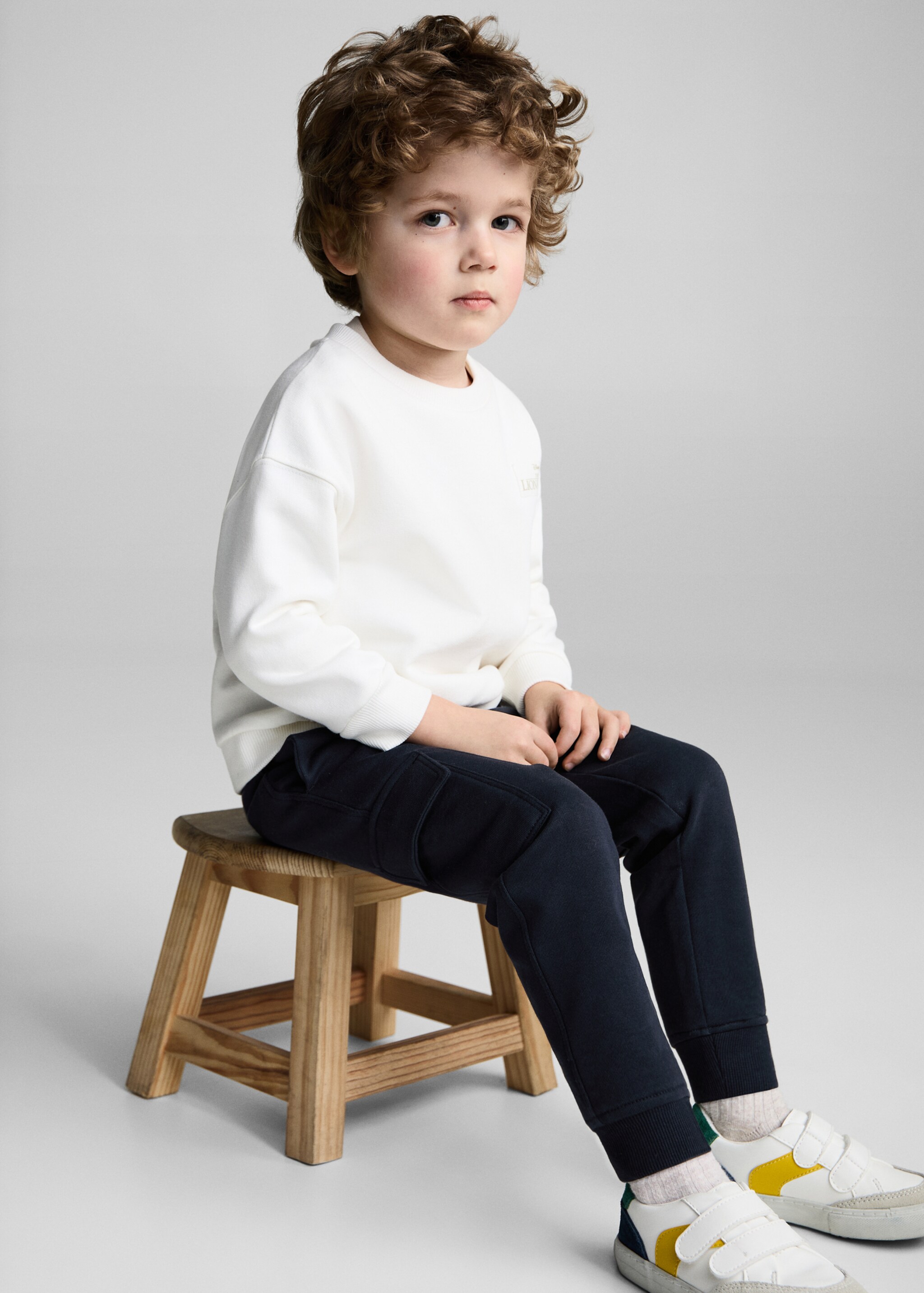 Pantalon jogger cargo - Détail de l'article 1, Bleu marine foncé. Ref: 87071048-00.