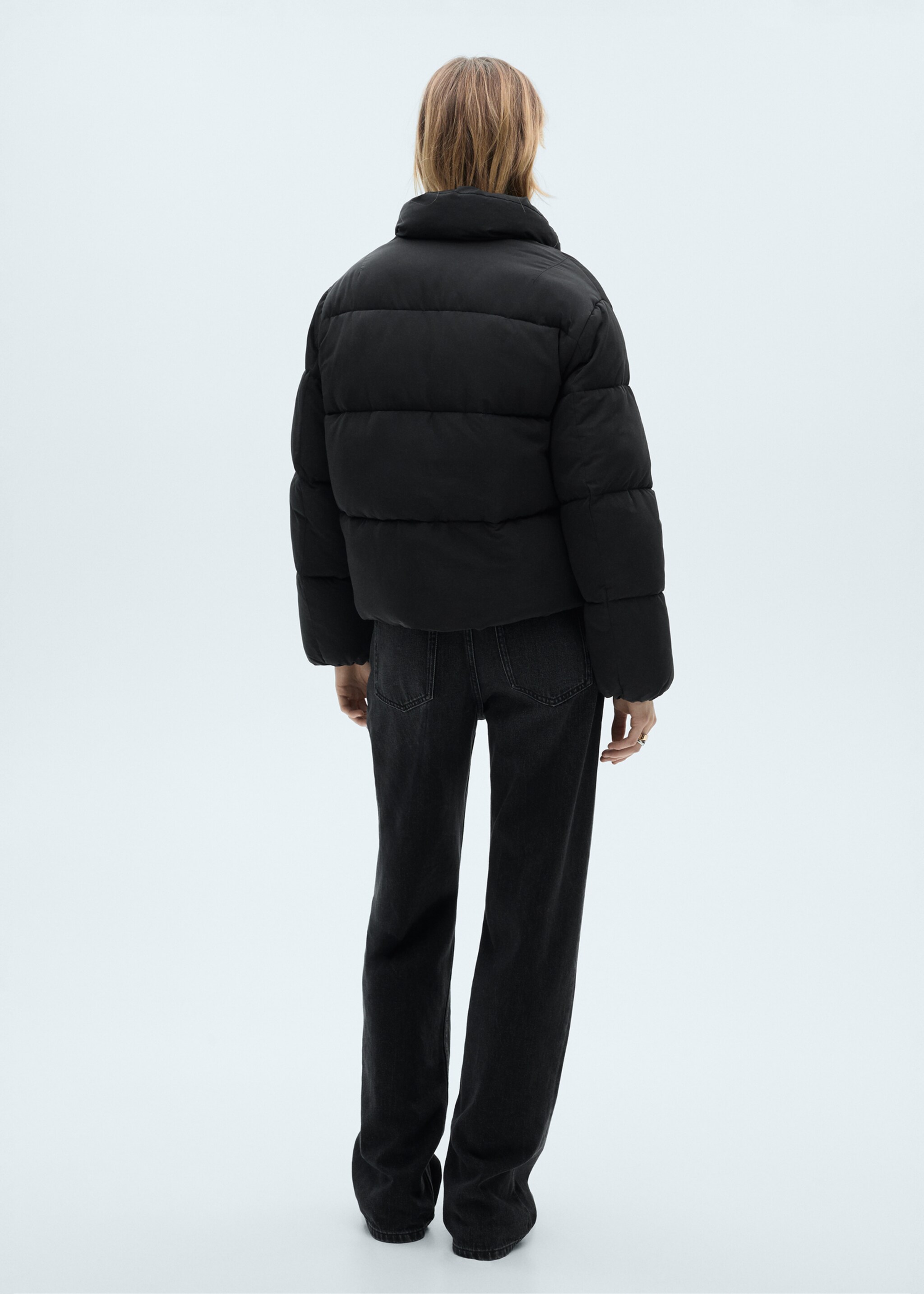 Short padded anorak with fur collar - Reverse of the article, Black. Ref: 87071513-00.