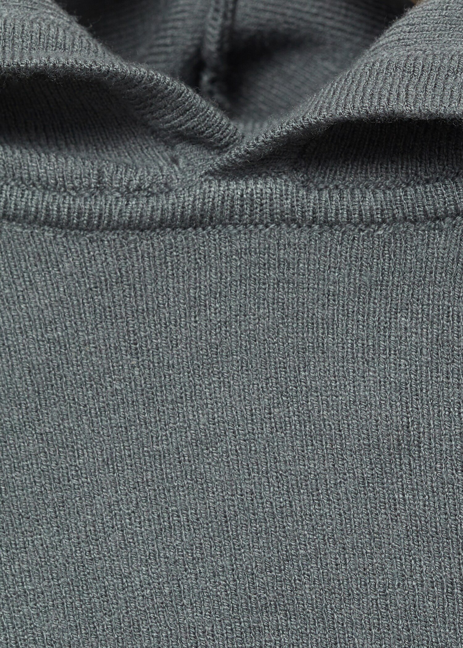 Hooded knit sweater - Details of the article 8
