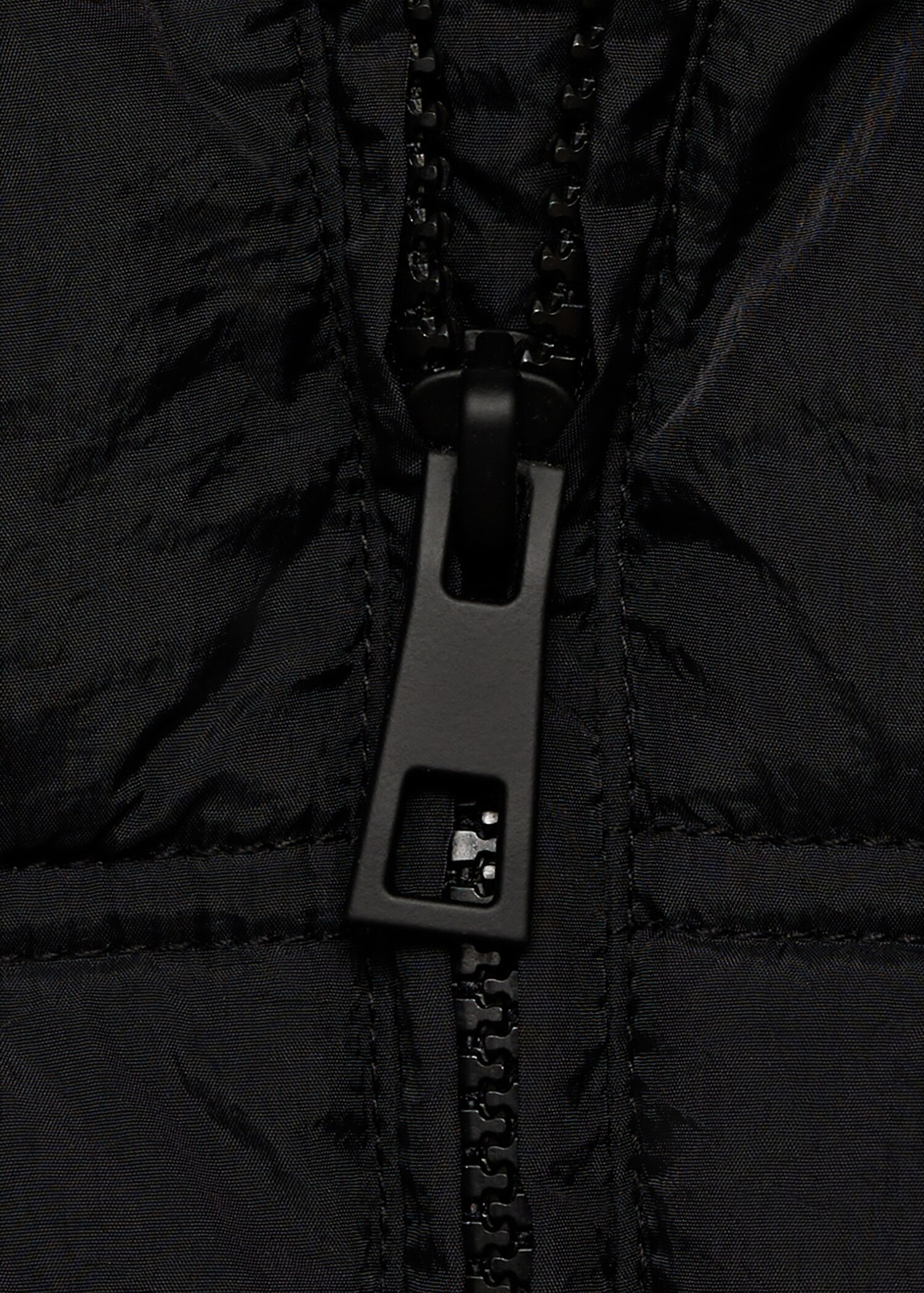 Quilted zipper gilet - Details of the article 8