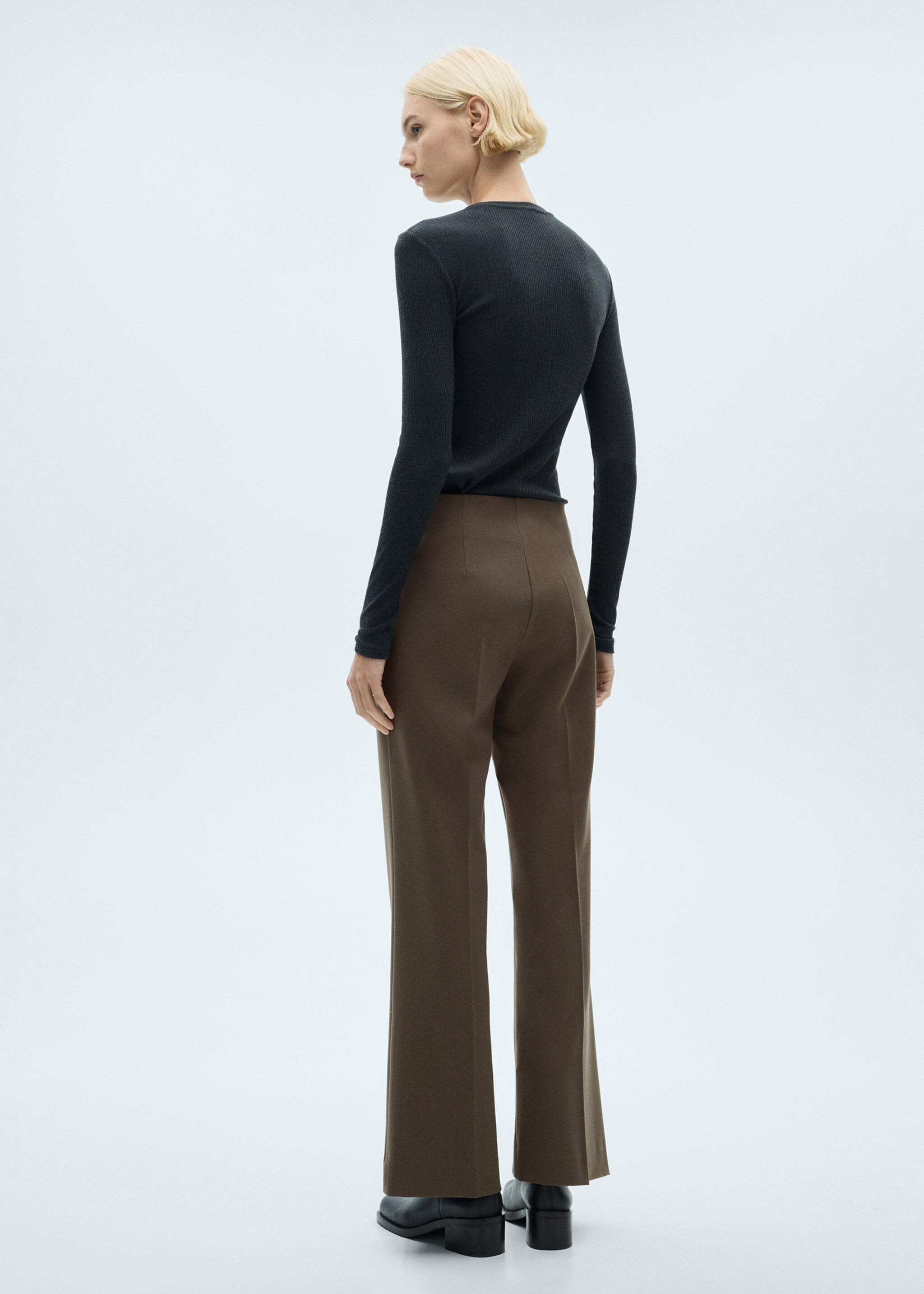 Mid-rise flare trousers - Reverse of the article, Medium Brown. Ref: 87072537-00.