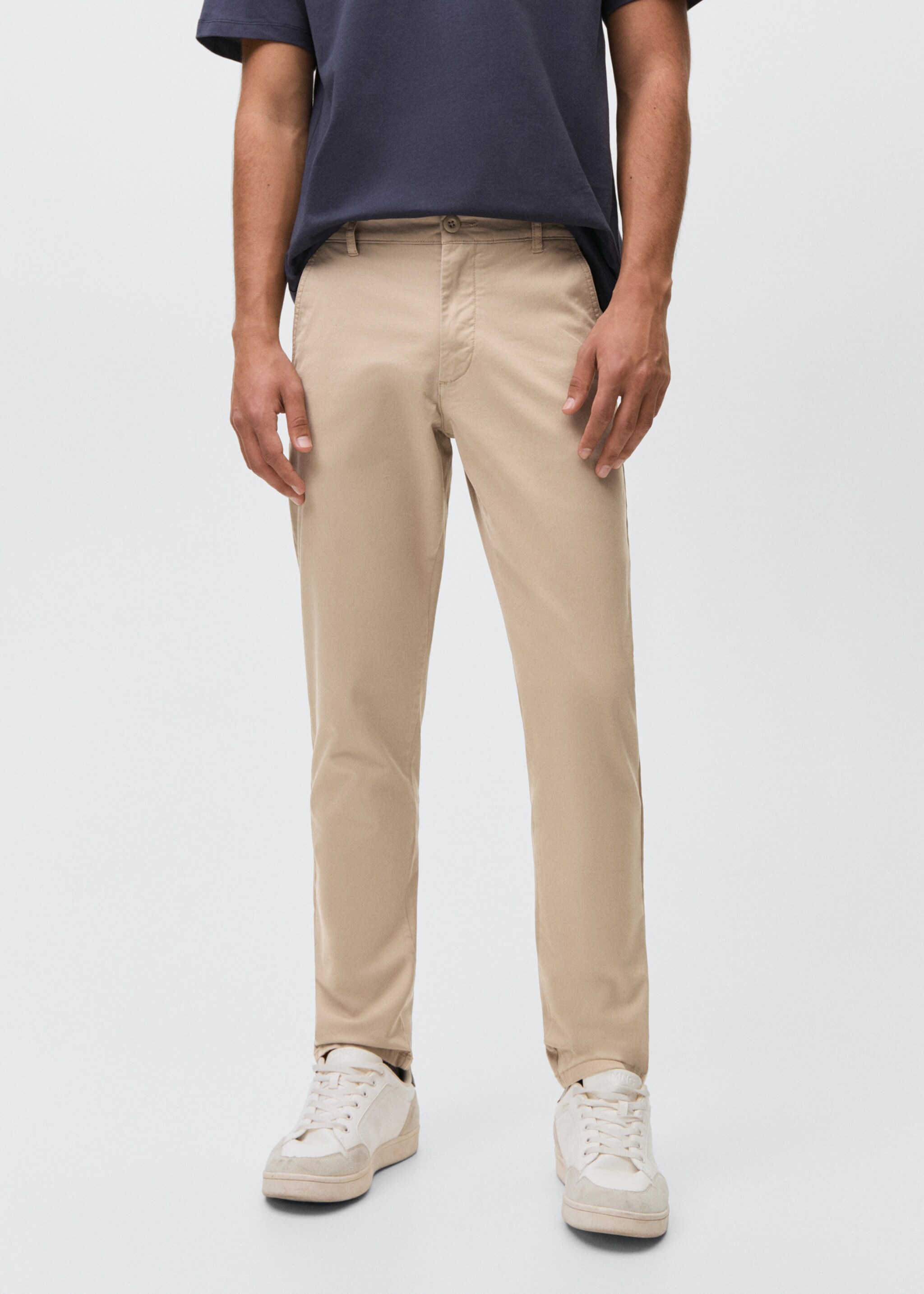 Pantalón chino algodón - Detalle del artículo 6, Beige. Ref: 87072541-00.