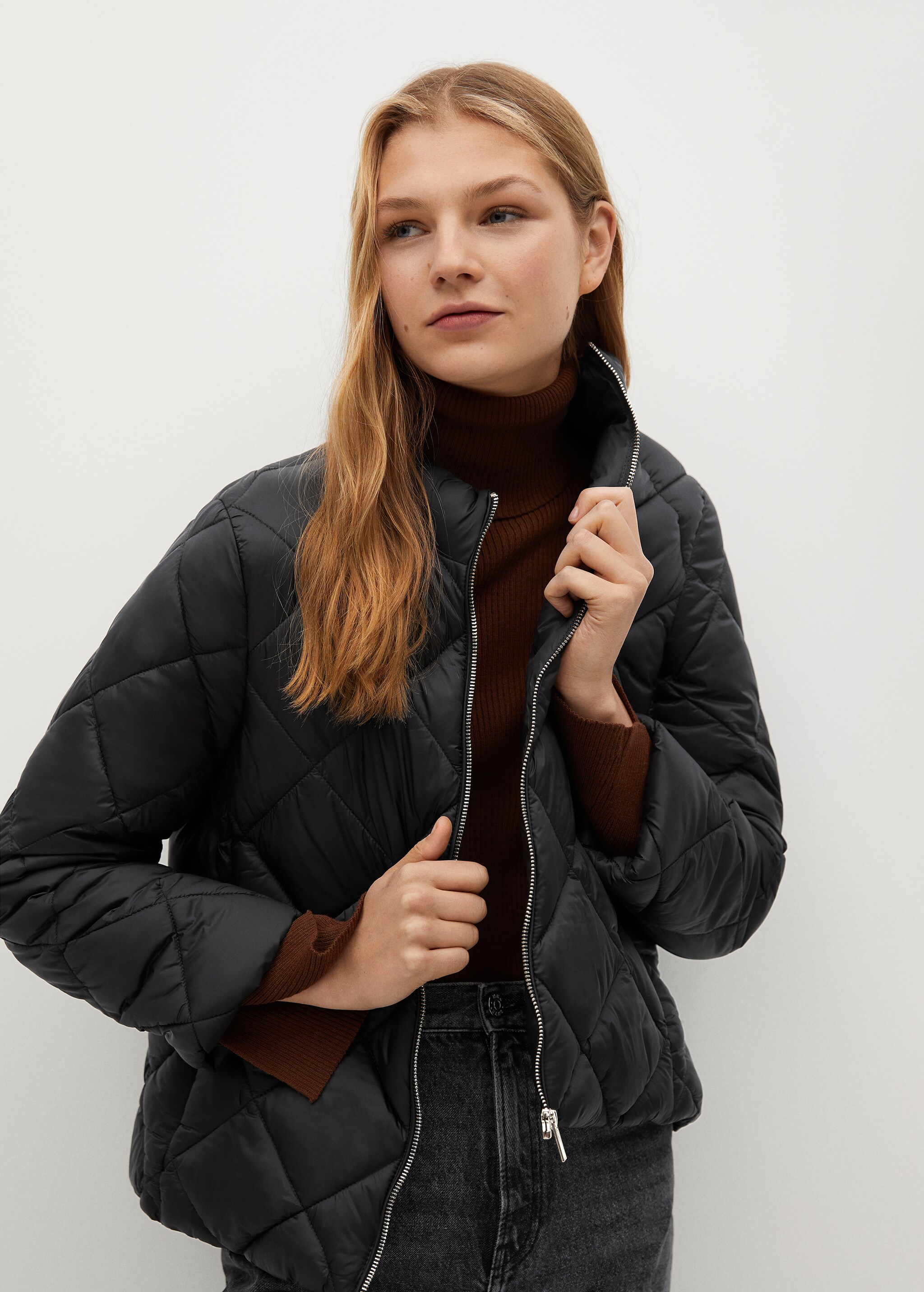 Anorak acolchado cremallera - Plano medio