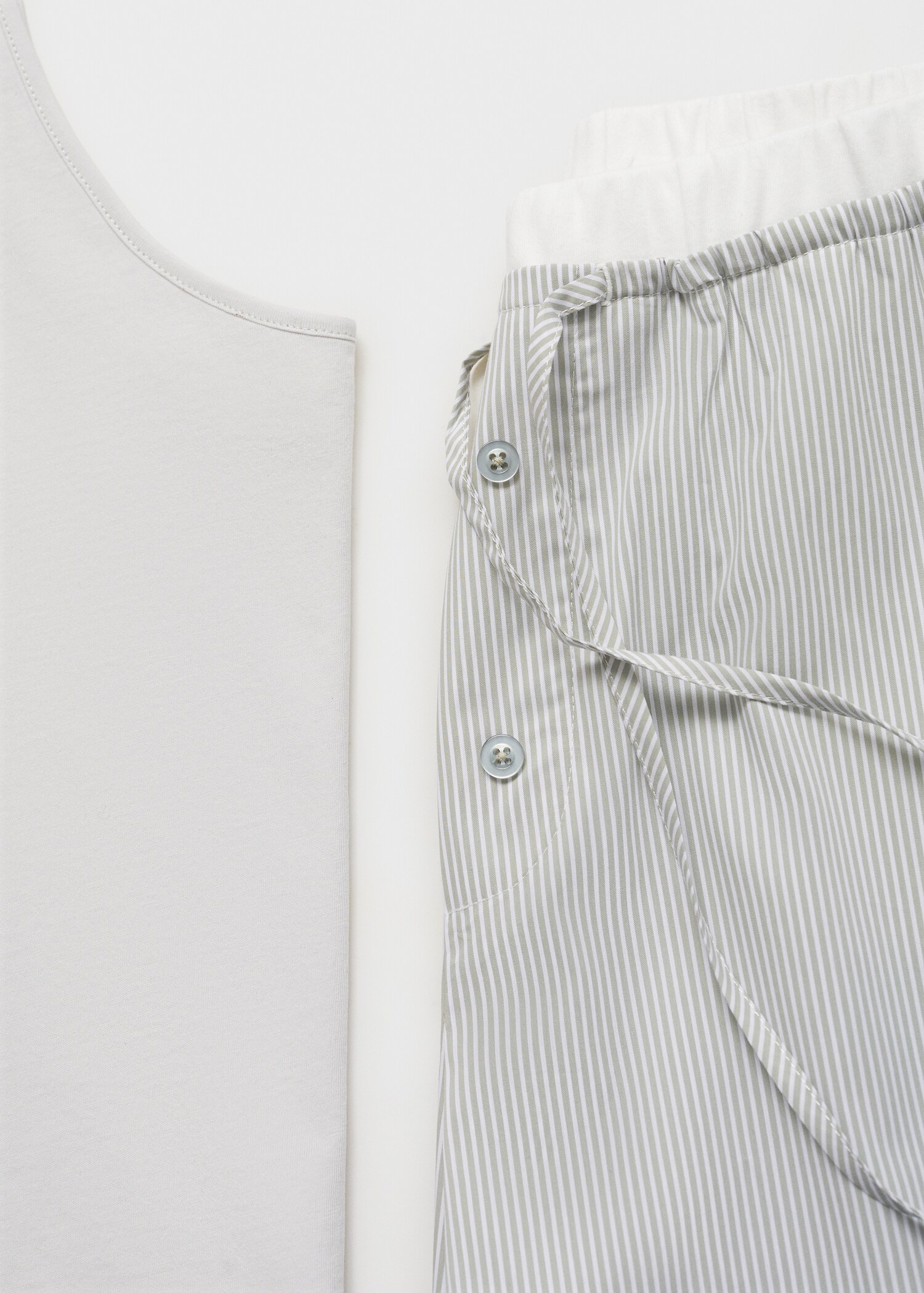 Pyjama top with straps - Details of the article 0