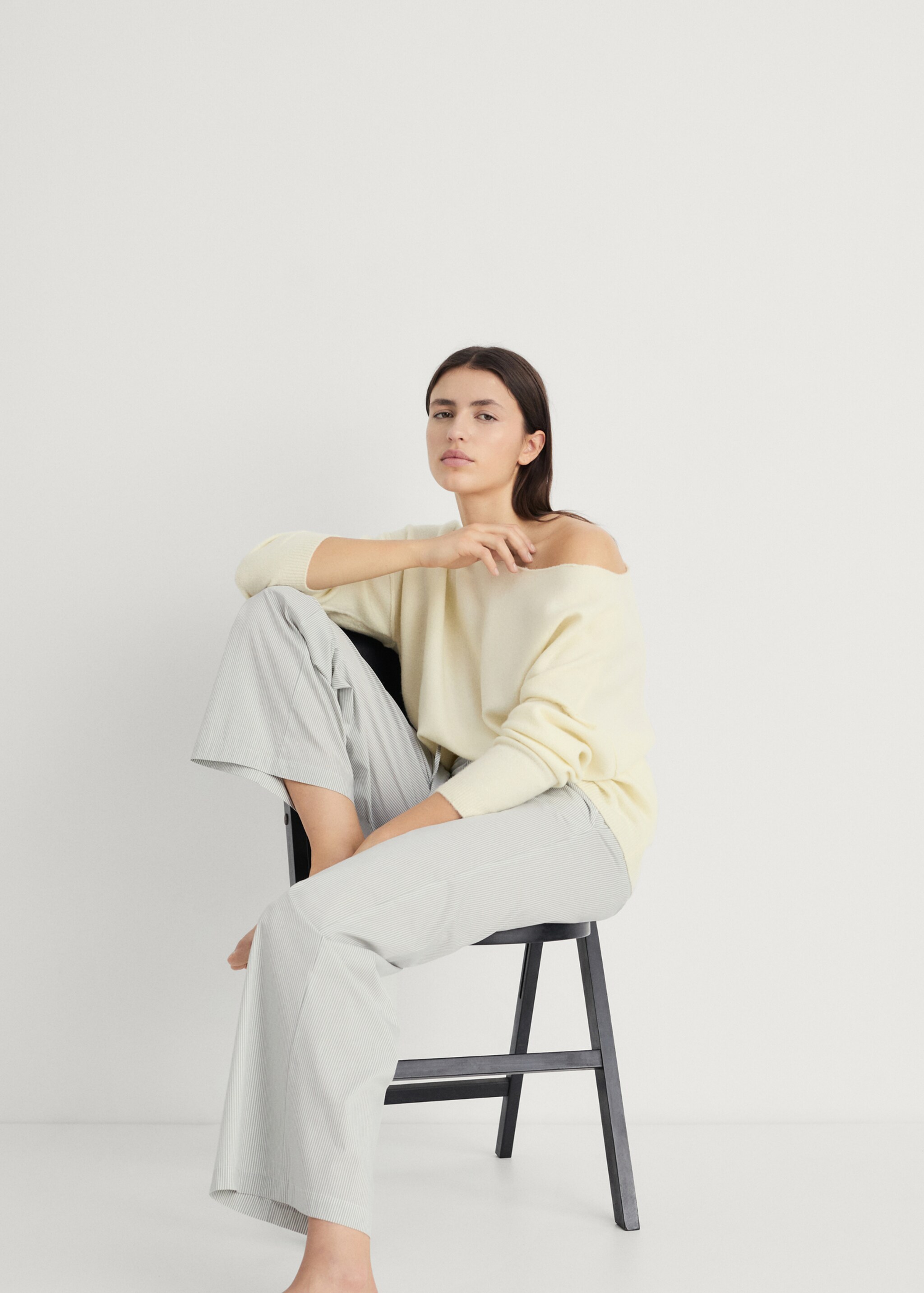 Pyjama-Hose mit Streifen und elastischem Detail - Detail des Artikels 2, Wassergrün. Ref: 87072900-00.