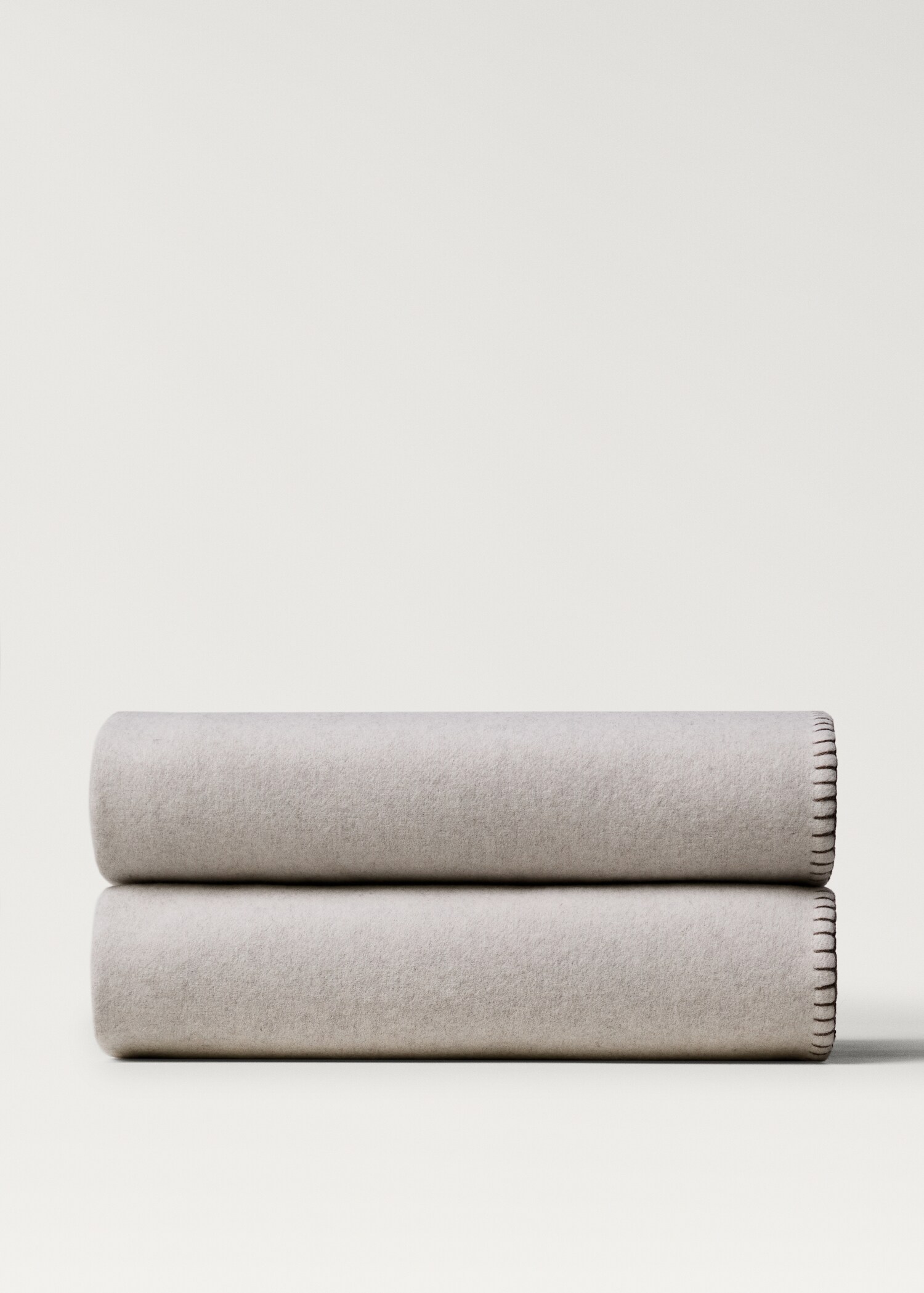 Oboustranná vlněná deka - Zboží bez modelu