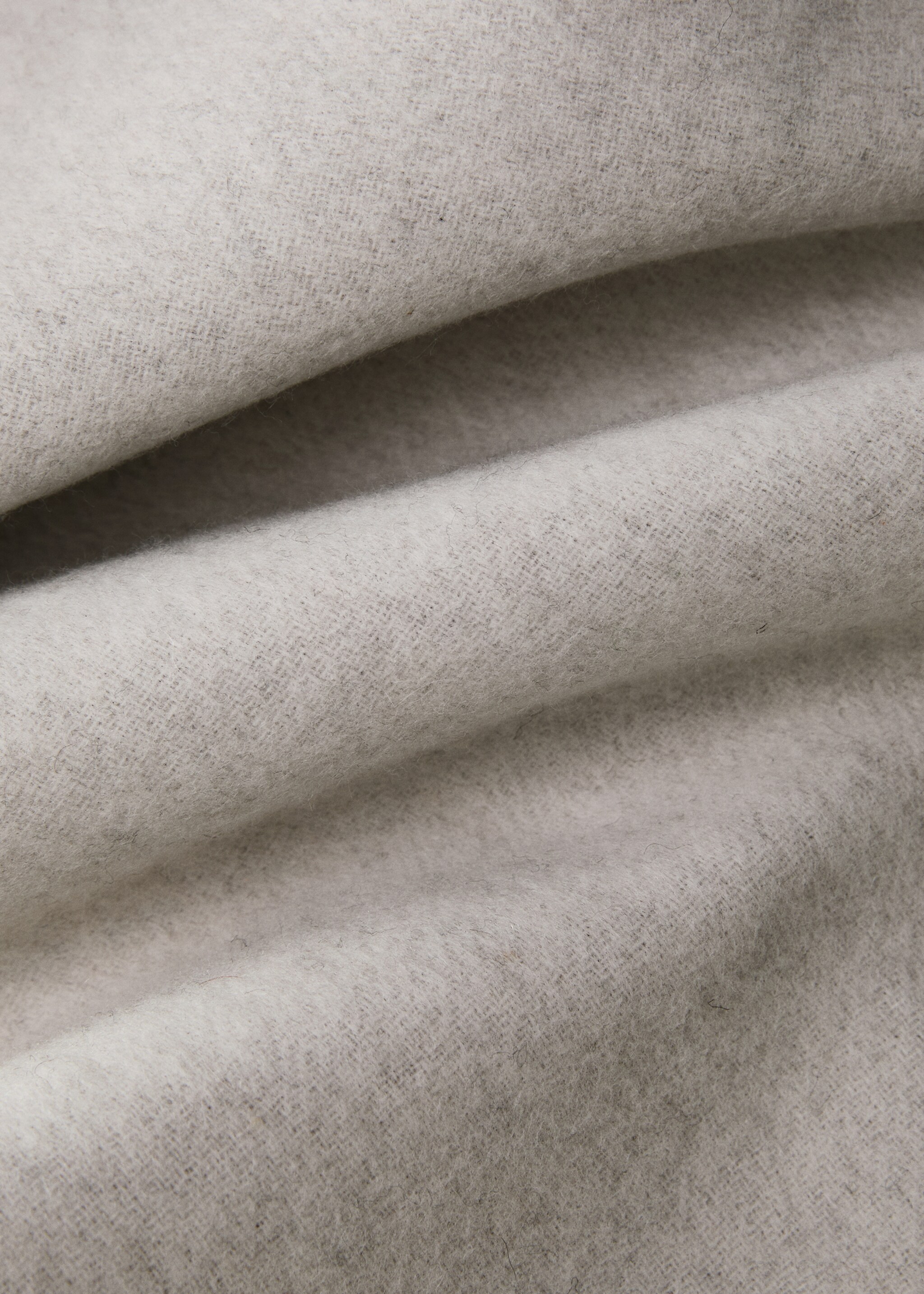 Oboustranná vlněná deka - Detail zboží 1, Béžová. Ref: 87072923-00.