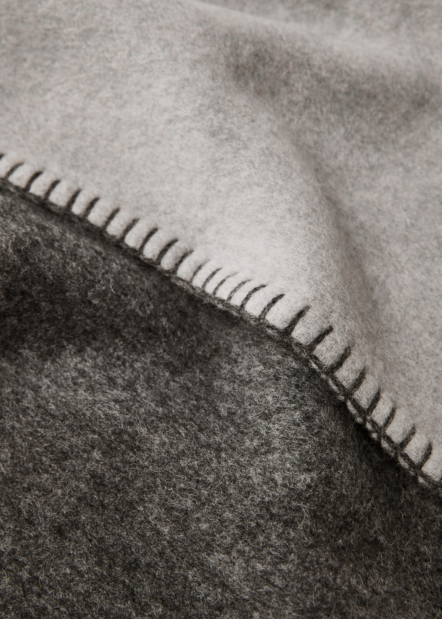 Oboustranná vlněná deka - Detail zboží 2