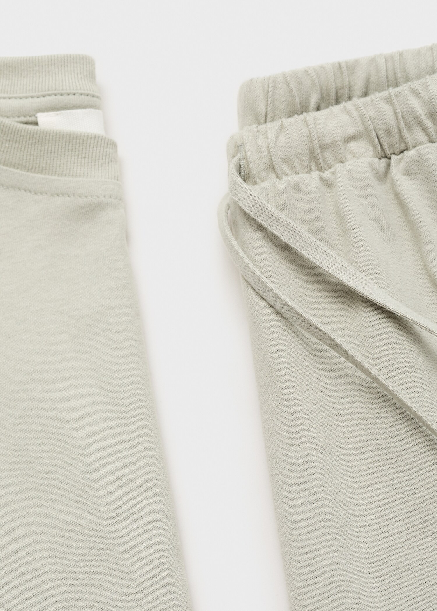 Cotton trousers with soft finish - Details of the article 0